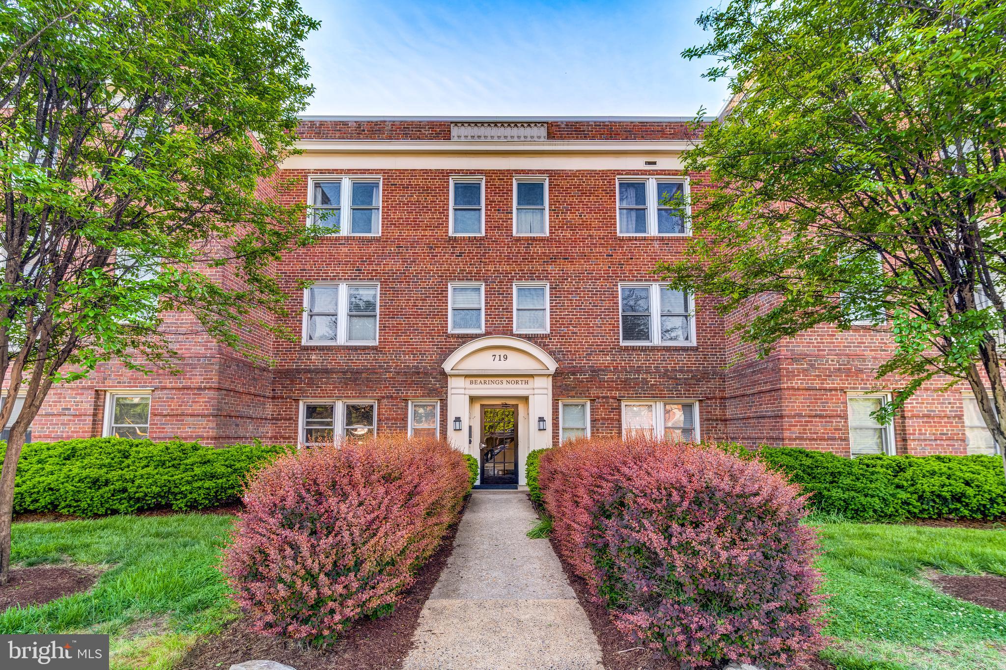 719 S Saint Asaph St #208