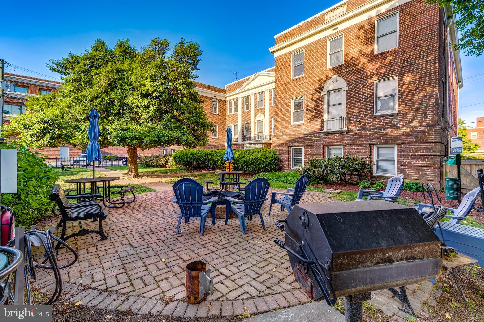 719 S Saint Asaph St #208