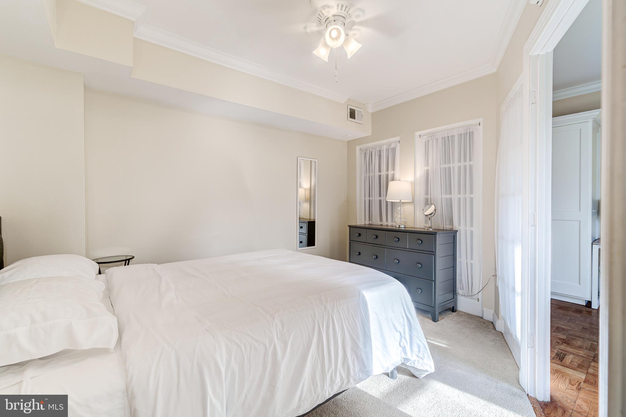 719 S Saint Asaph St #208