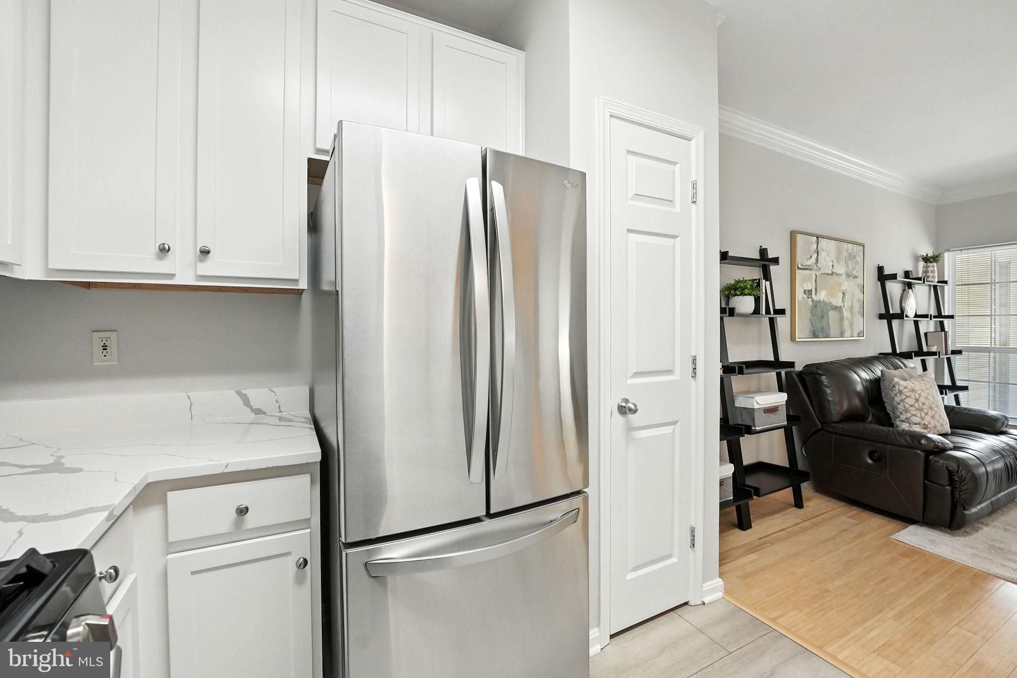 4854 EISENHOWER AVENUE 248