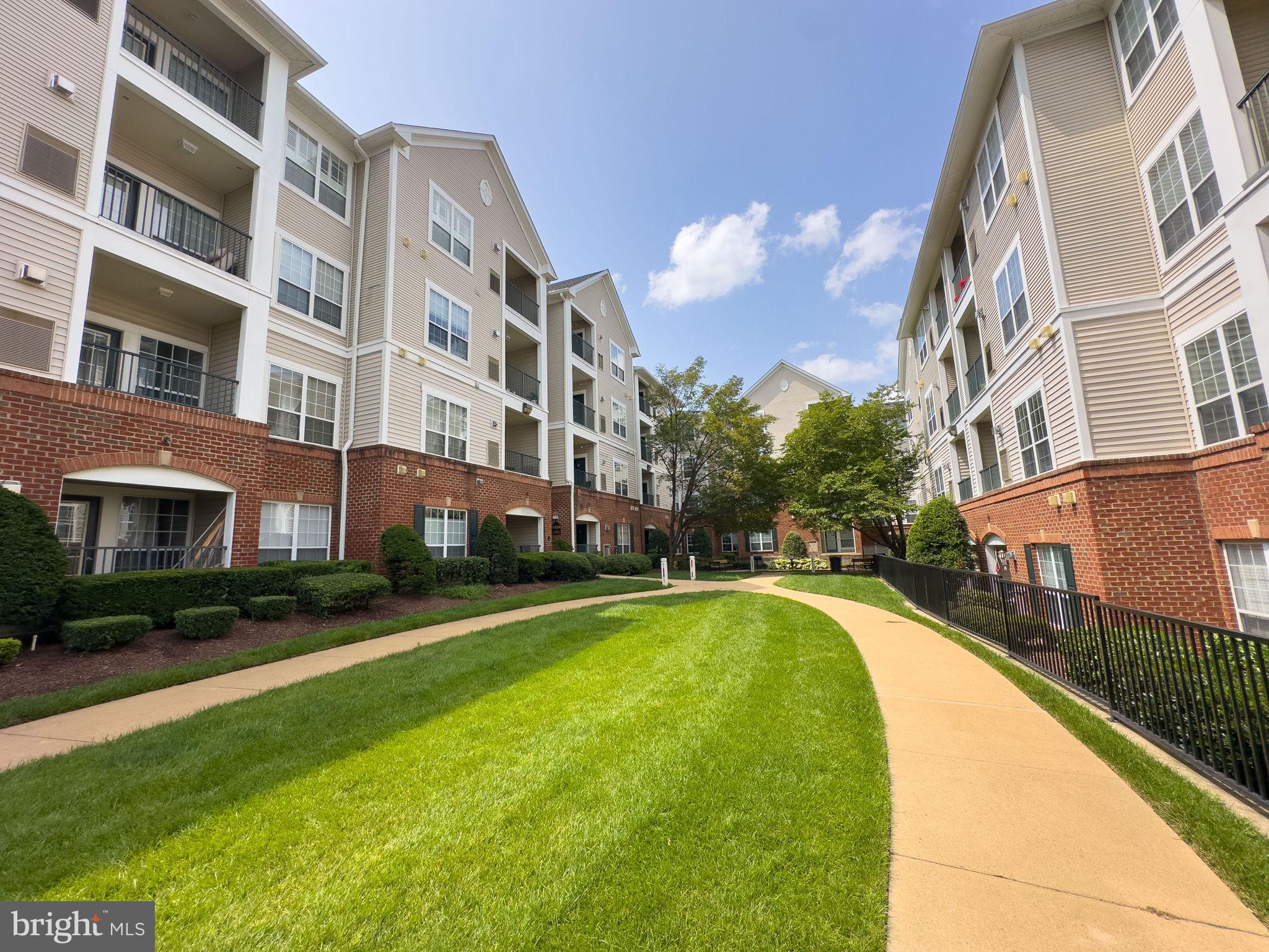 4854 EISENHOWER AVENUE 248