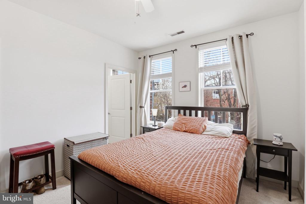181 E REED AVENUE Unit: 304