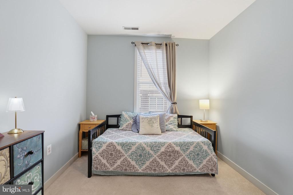 181 E REED AVENUE Unit: 304