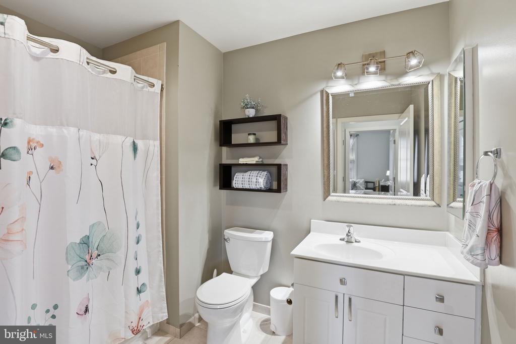 181 E REED AVENUE Unit: 304