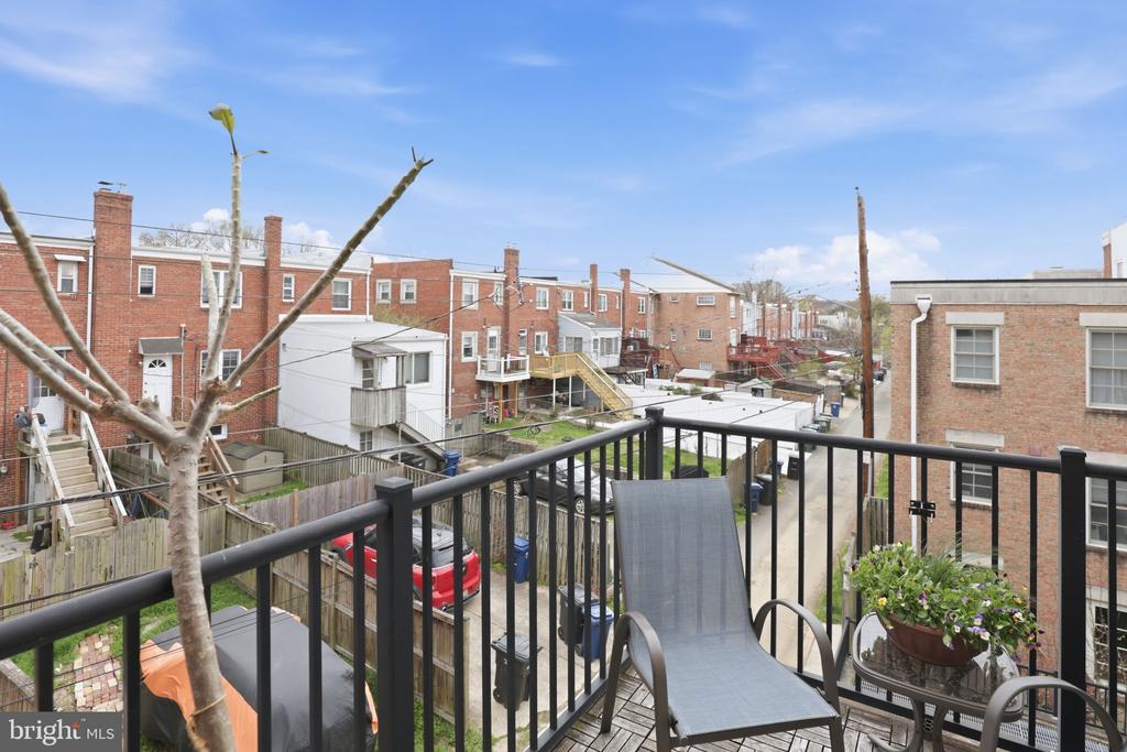 181 E REED AVENUE Unit: 304