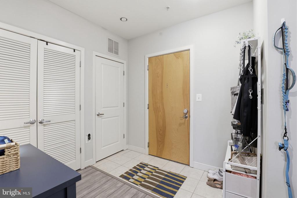 181 E REED AVENUE Unit: 304