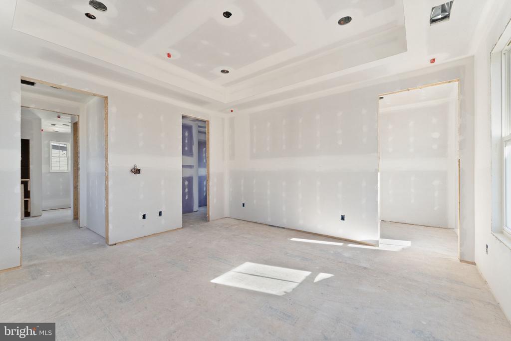 10638 POCKET PLACE