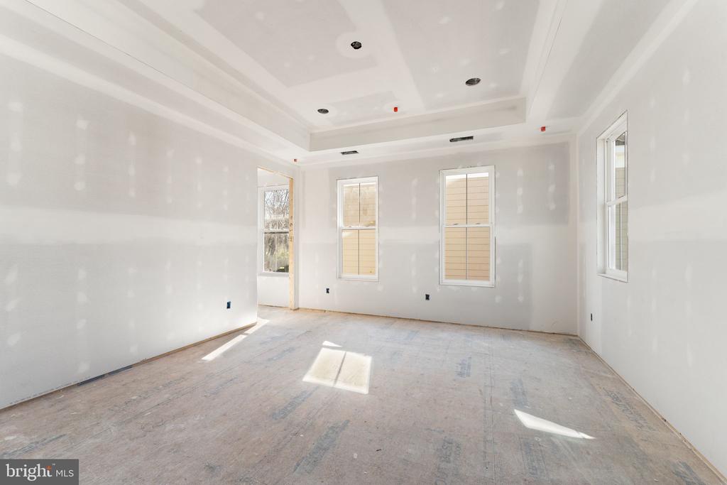 10638 POCKET PLACE