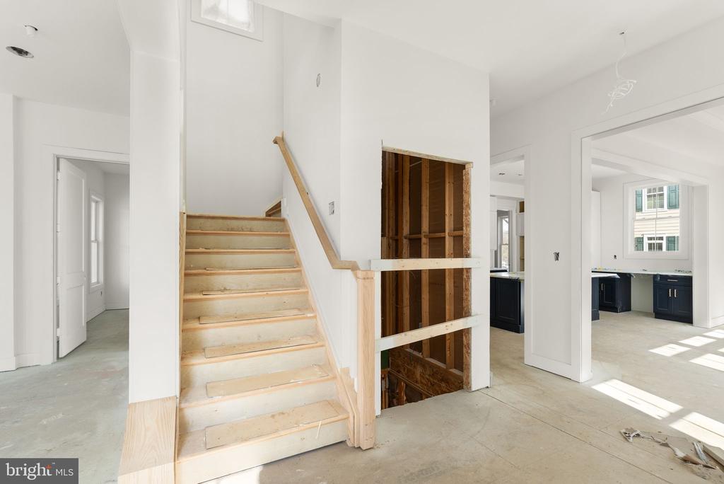 10638 POCKET PLACE