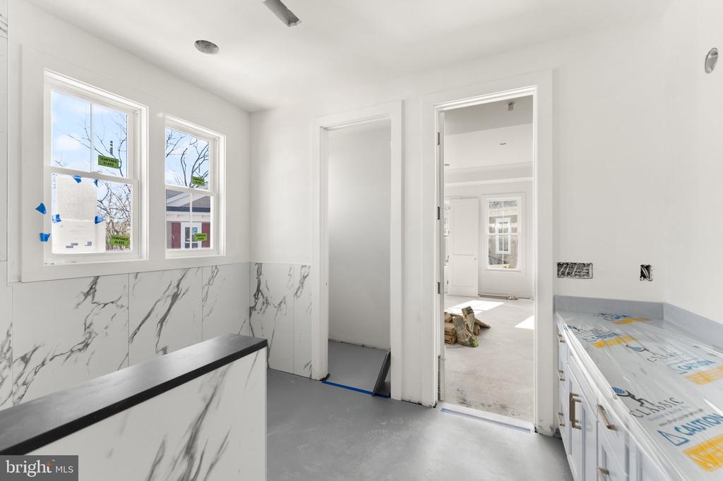 10638 POCKET PLACE
