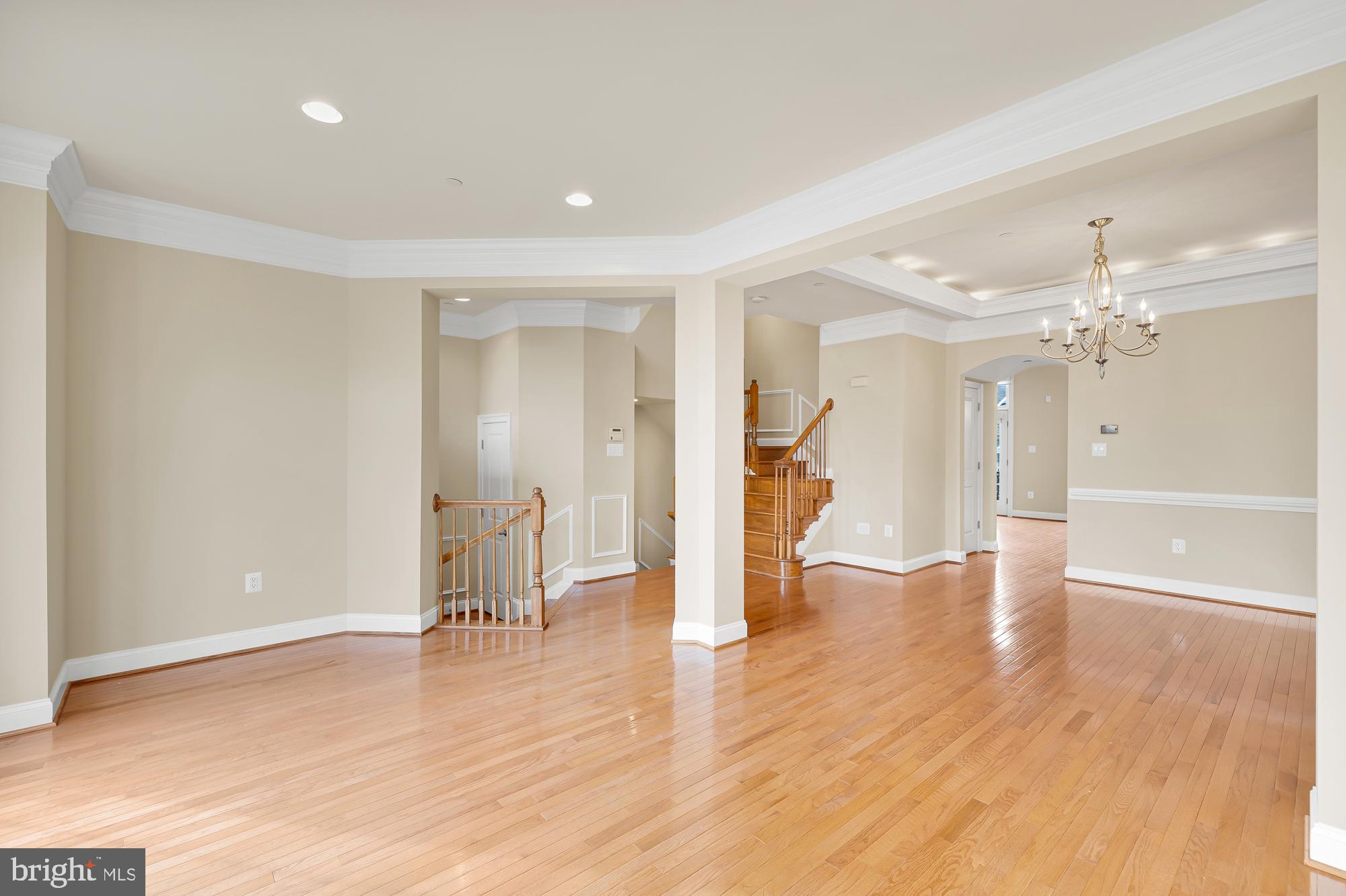 1554 Red Twig LANE