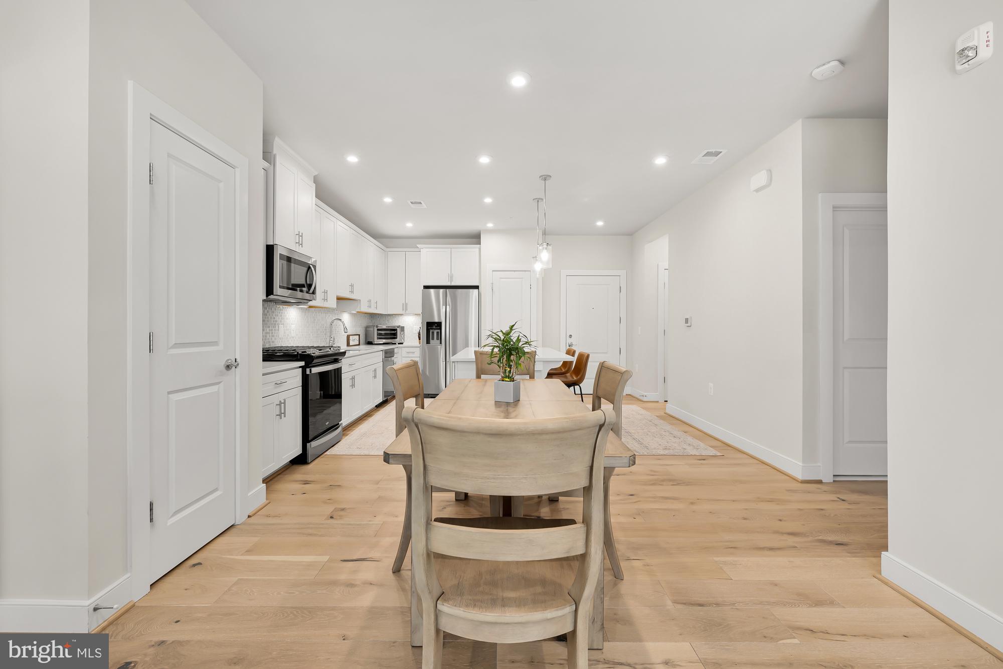 2320 Field Point Road Unit: 4-103