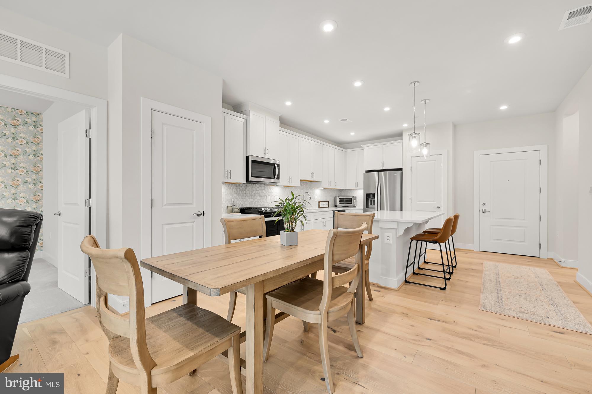2320 Field Point Road Unit: 4-103