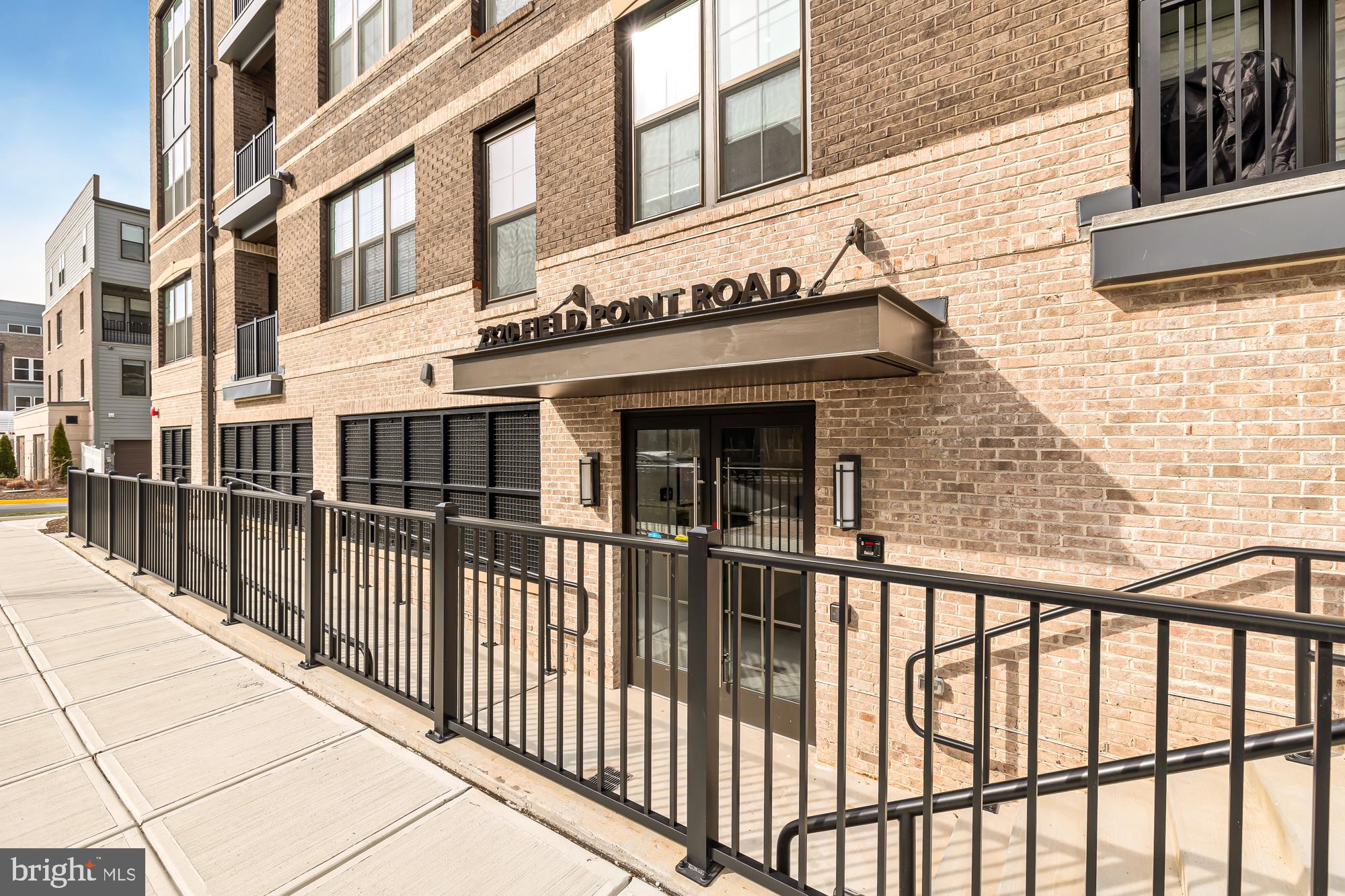 2320 Field Point Road Unit: 4-103