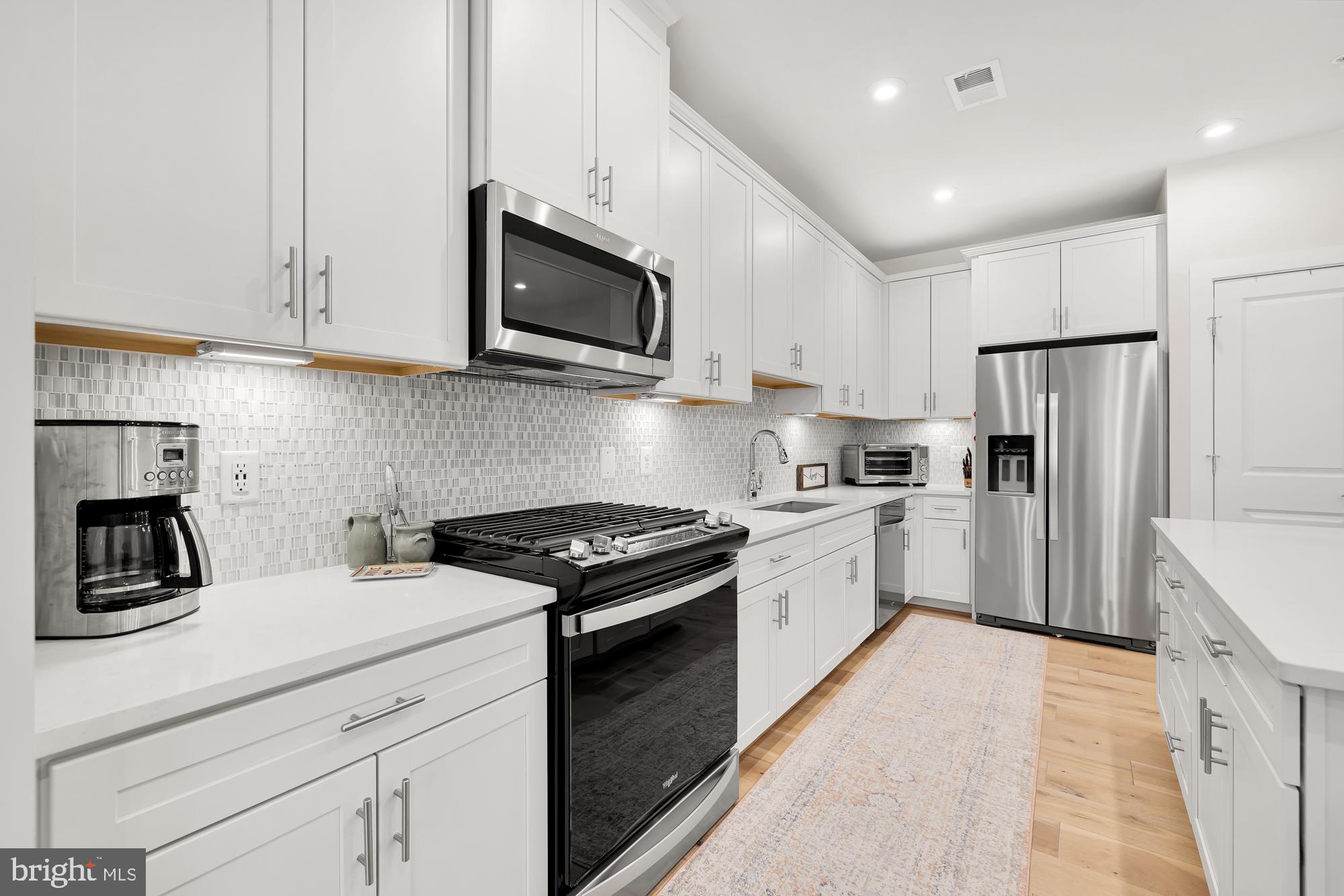 2320 Field Point Road Unit: 4-103