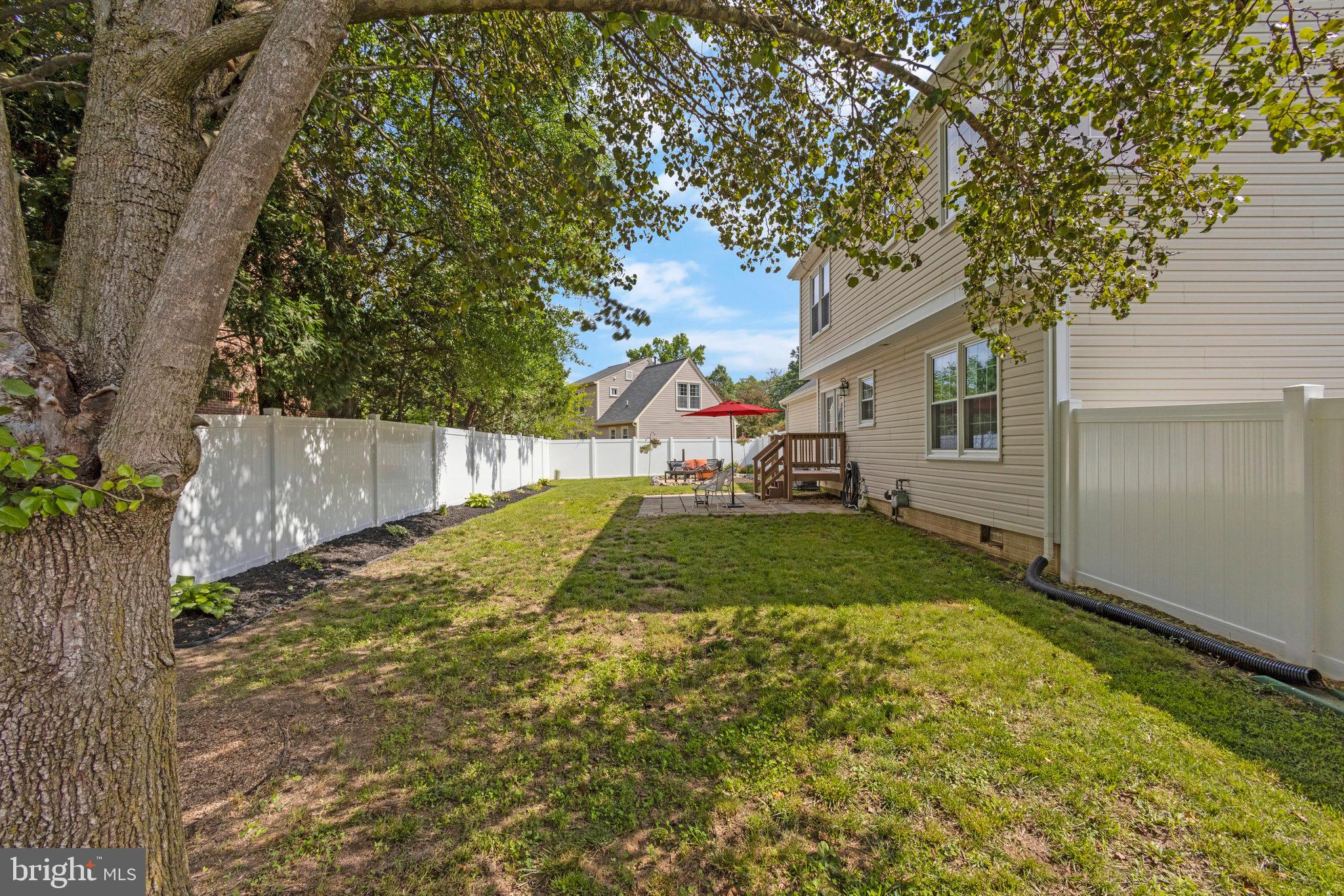7832 Fordson Rd