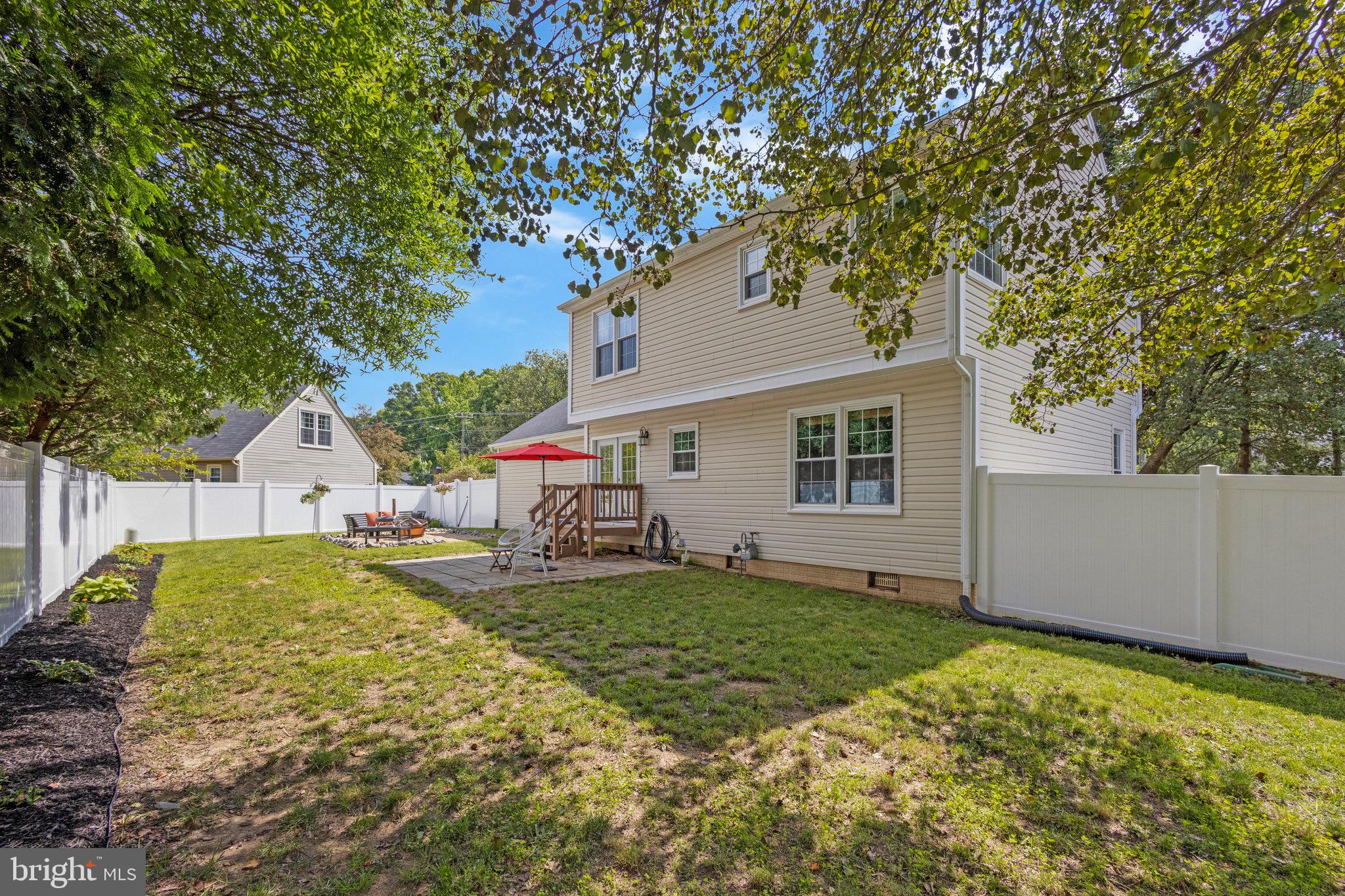 7832 Fordson Rd