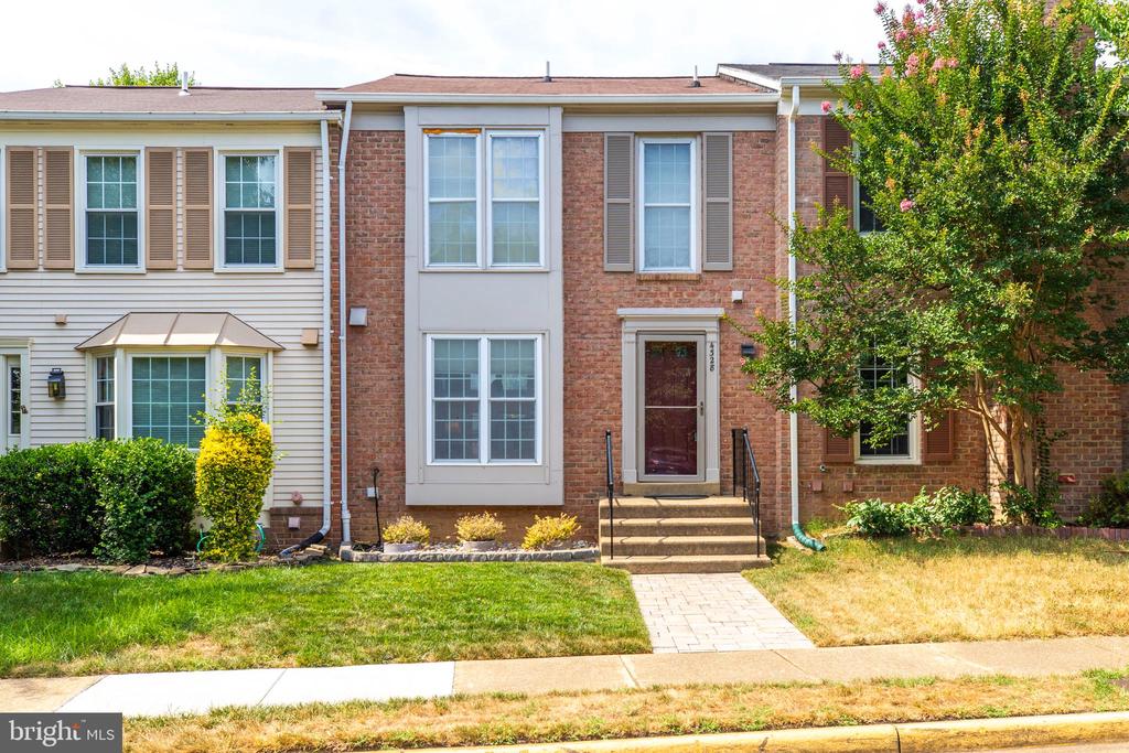 4328 Caprice Ct
