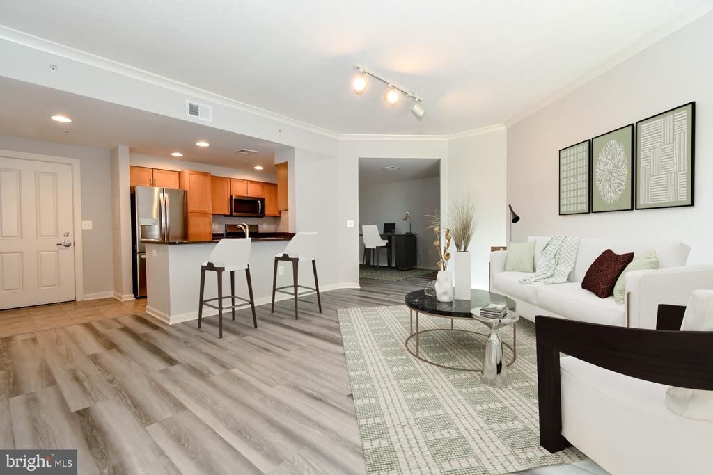 4480 Market Commons Dr #401