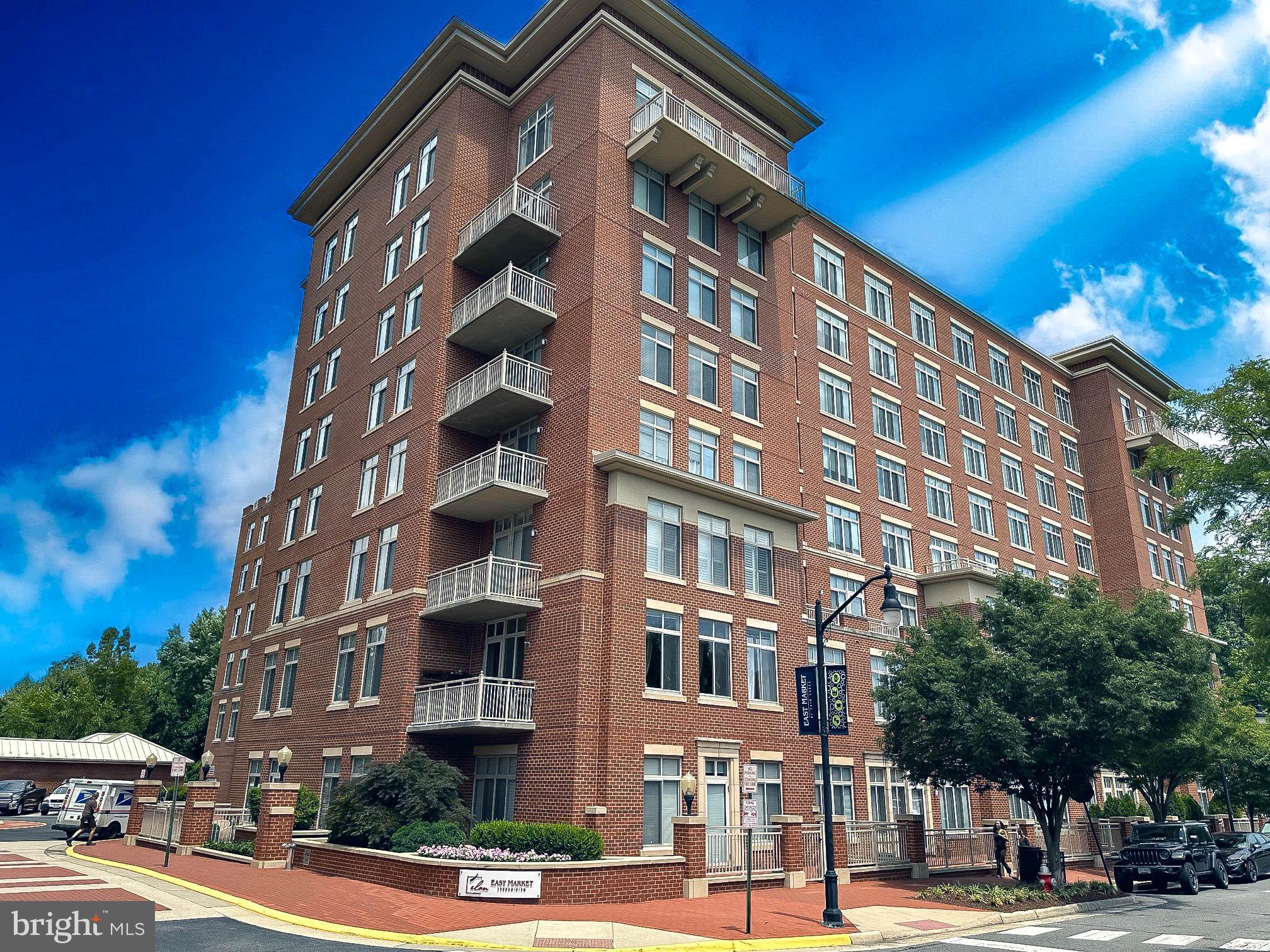 4480 Market Commons Dr #401