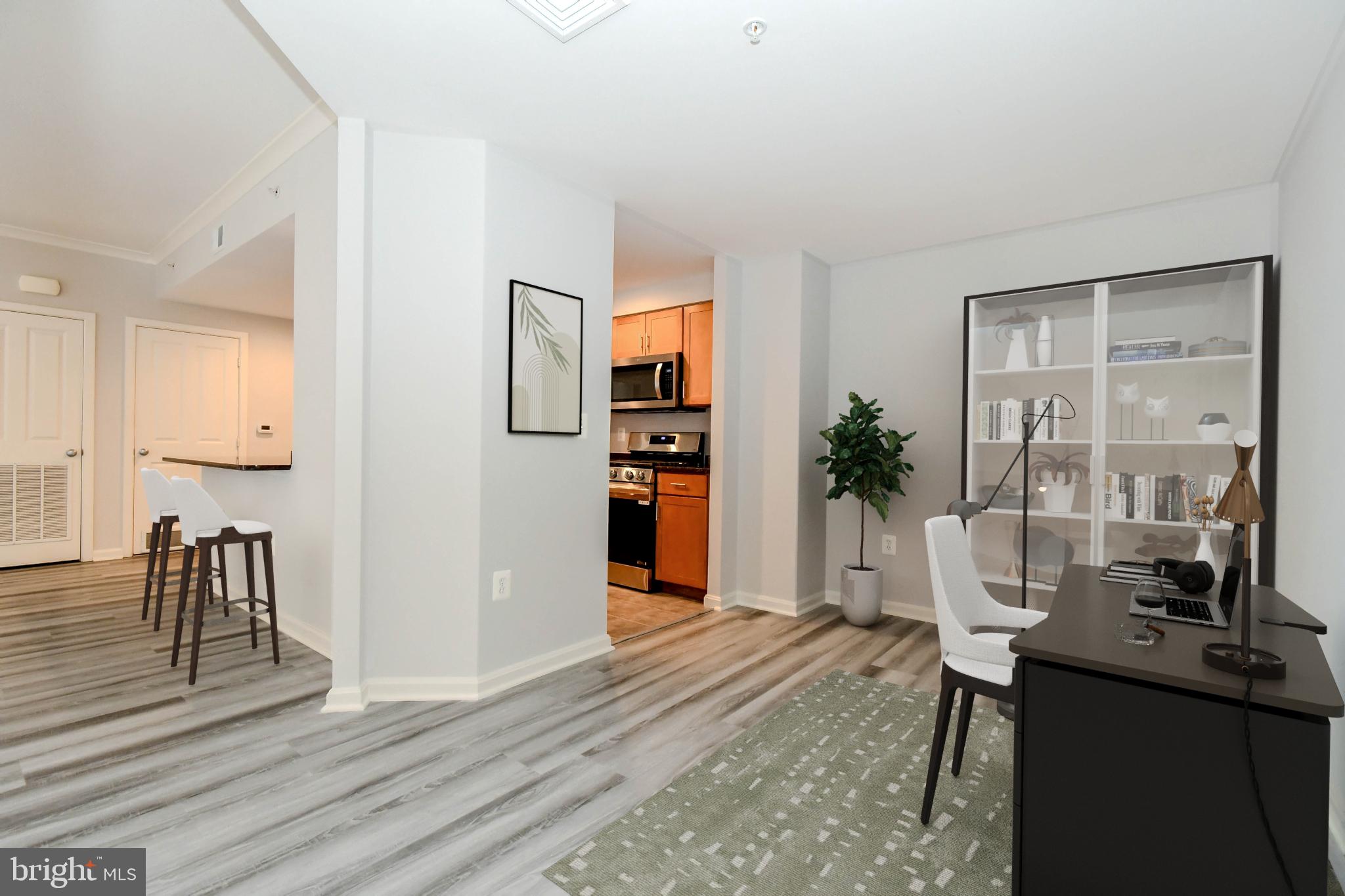 4480 Market Commons Dr #401