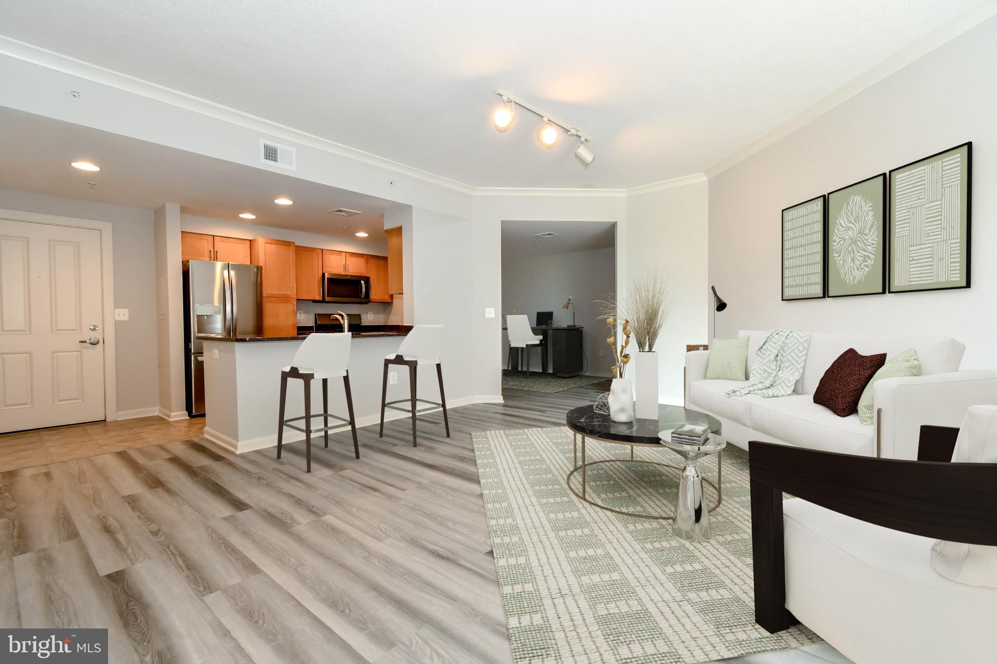 4480 Market Commons Dr #401