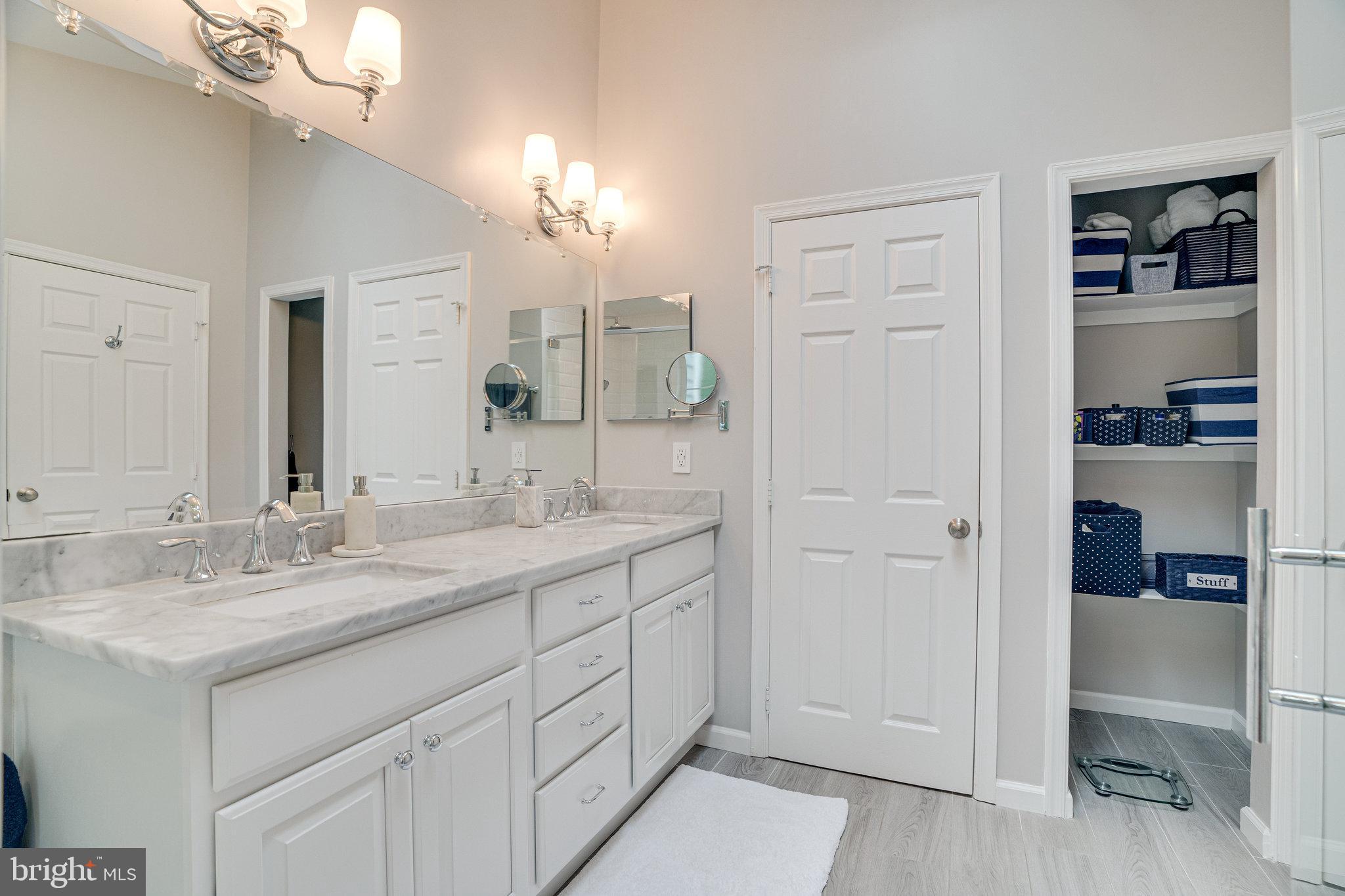 1268 Woodbrook Ct