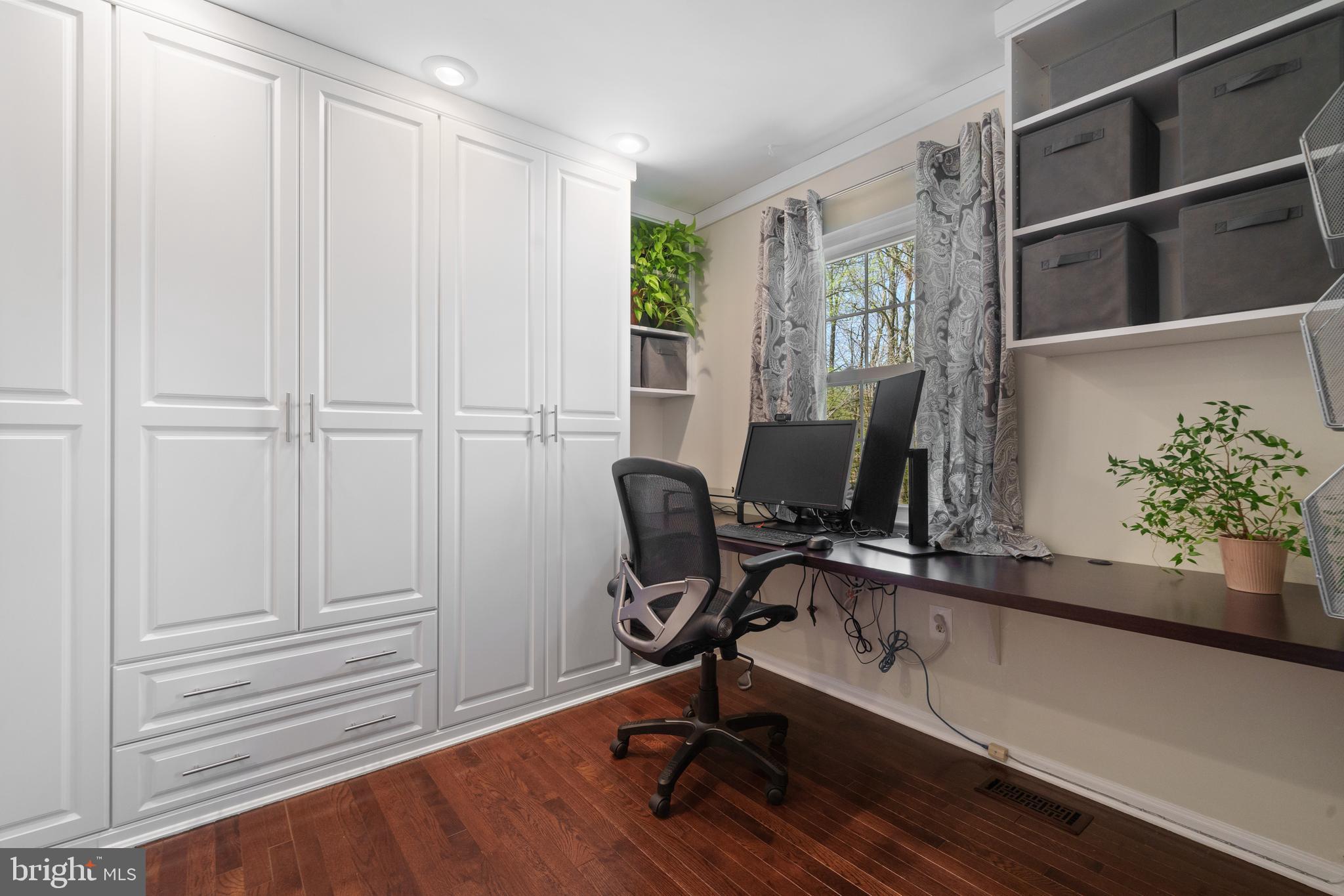 5910 Wood Sorrels Ct