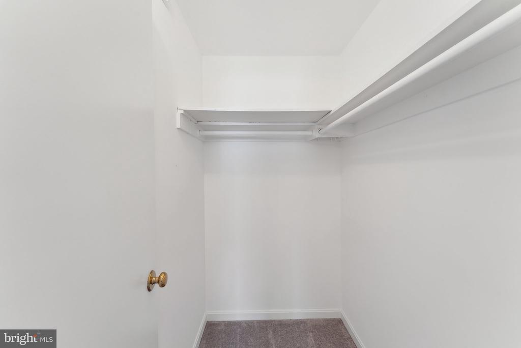 4411 Pembrook Village Dr #101
