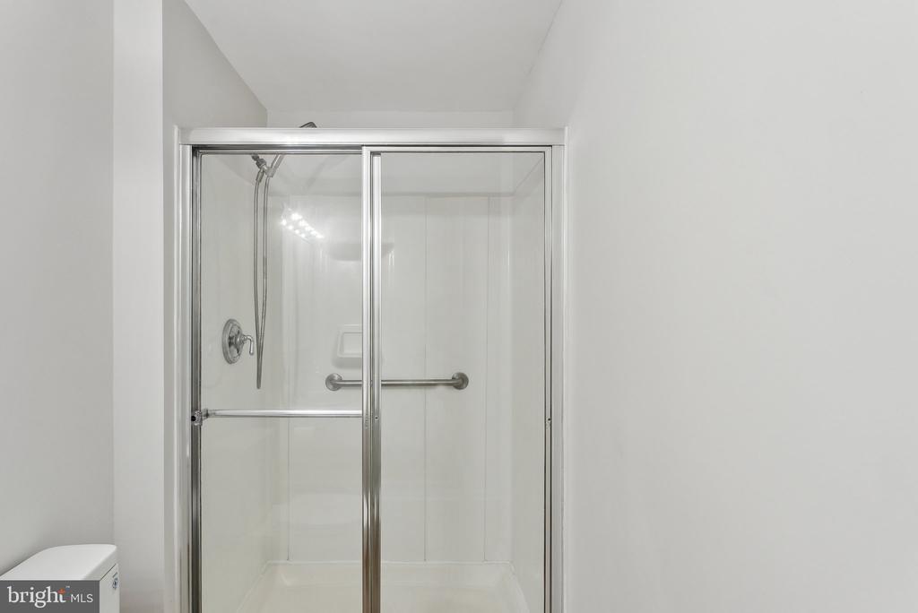 4411 Pembrook Village Dr #101