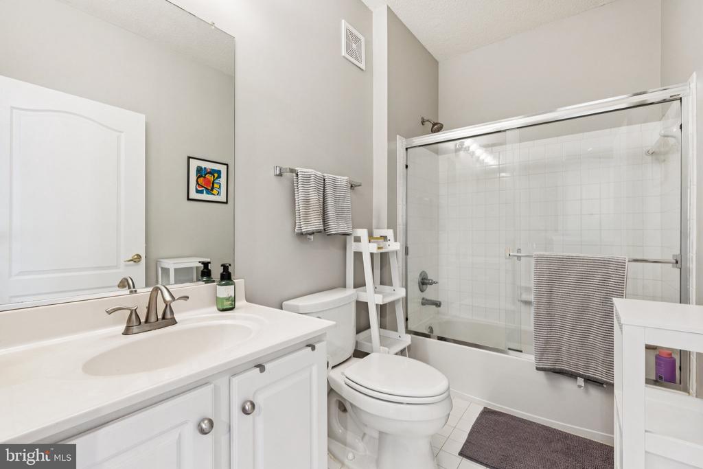 12165 ABINGTON HALL PLACE 302
