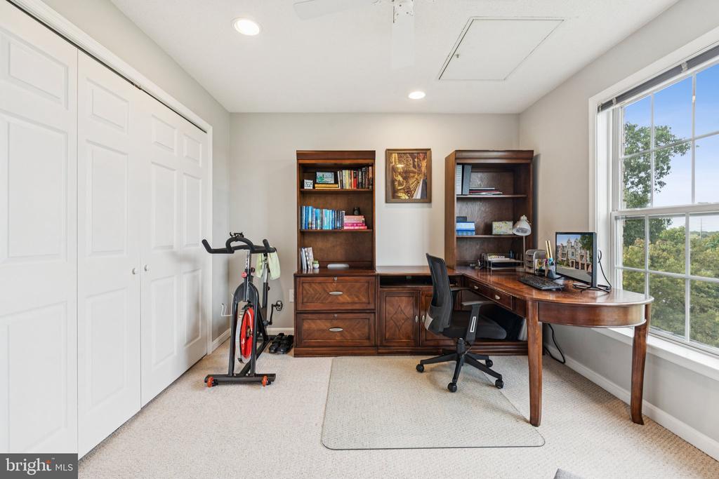 12165 ABINGTON HALL PLACE 302