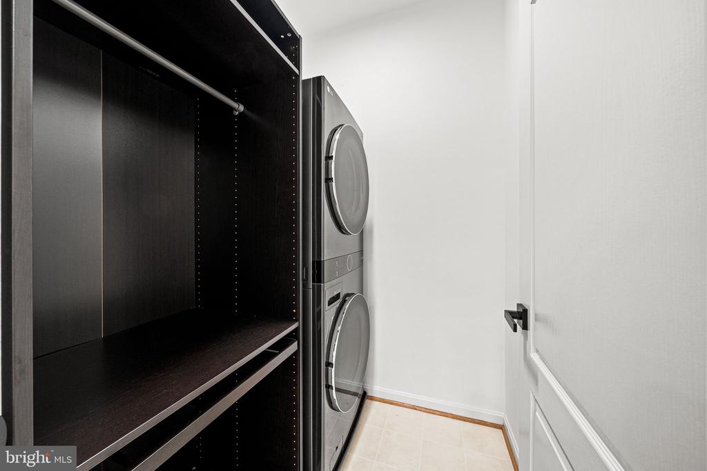12180 ABINGTON HALL PLACE 207
