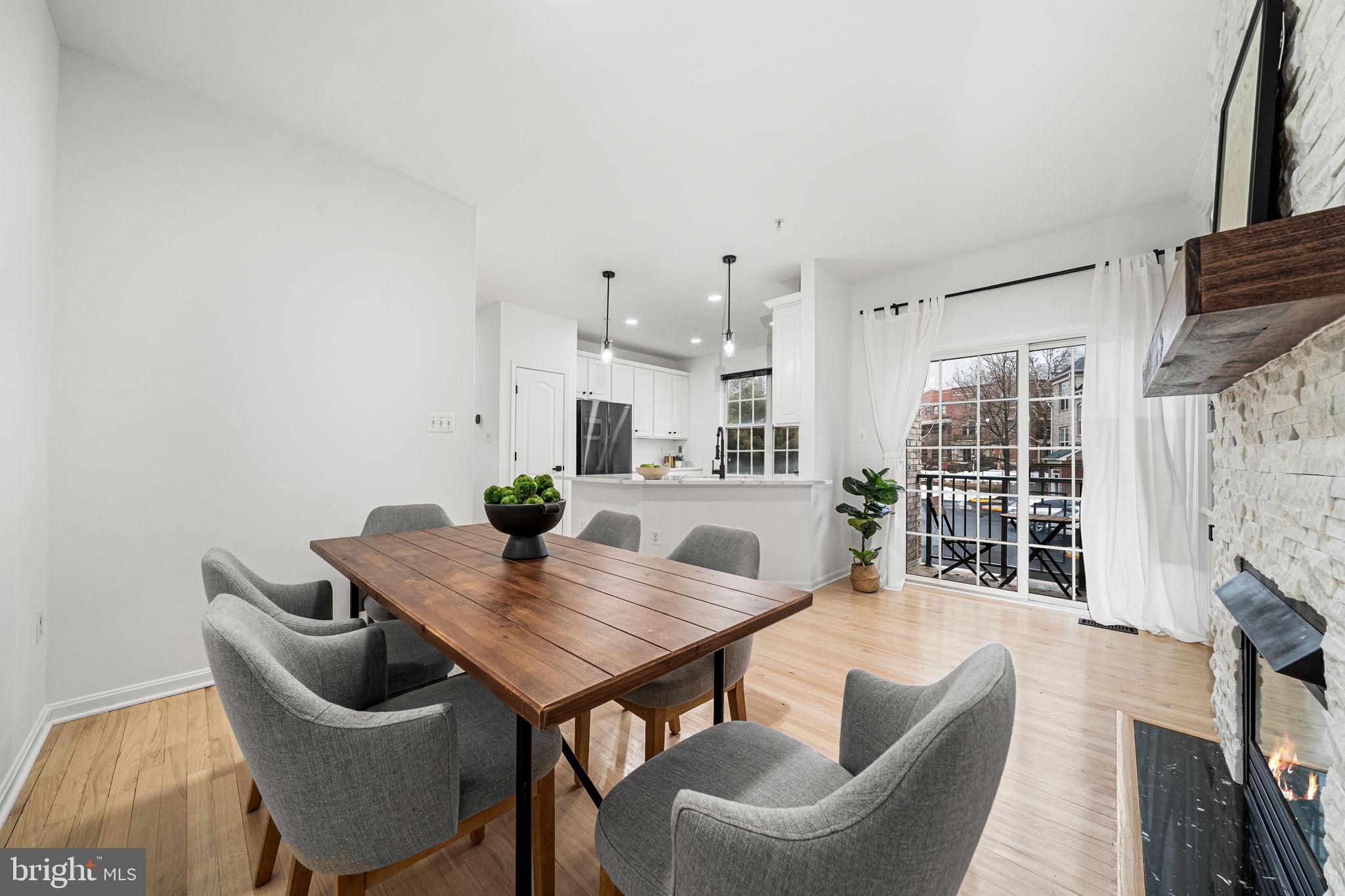 12180 ABINGTON HALL PLACE 207