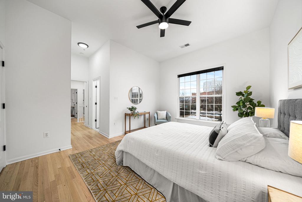 12180 ABINGTON HALL PLACE 207