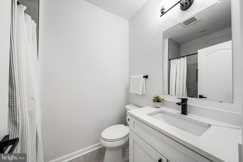 12180 ABINGTON HALL PLACE 207