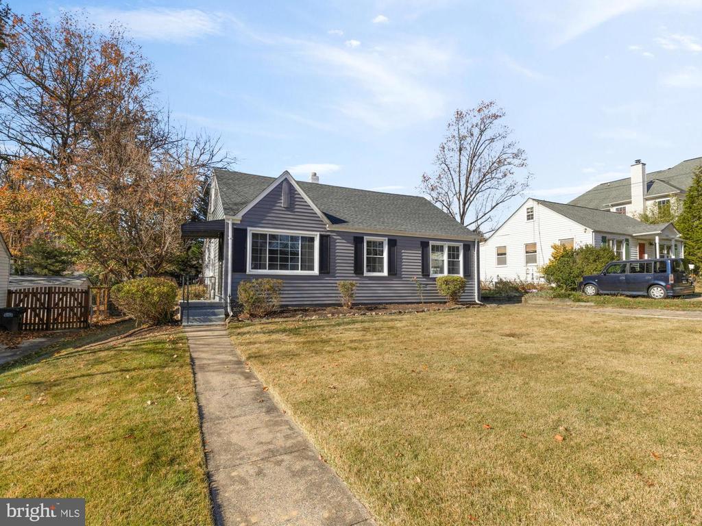 3024 WAYNE ROAD