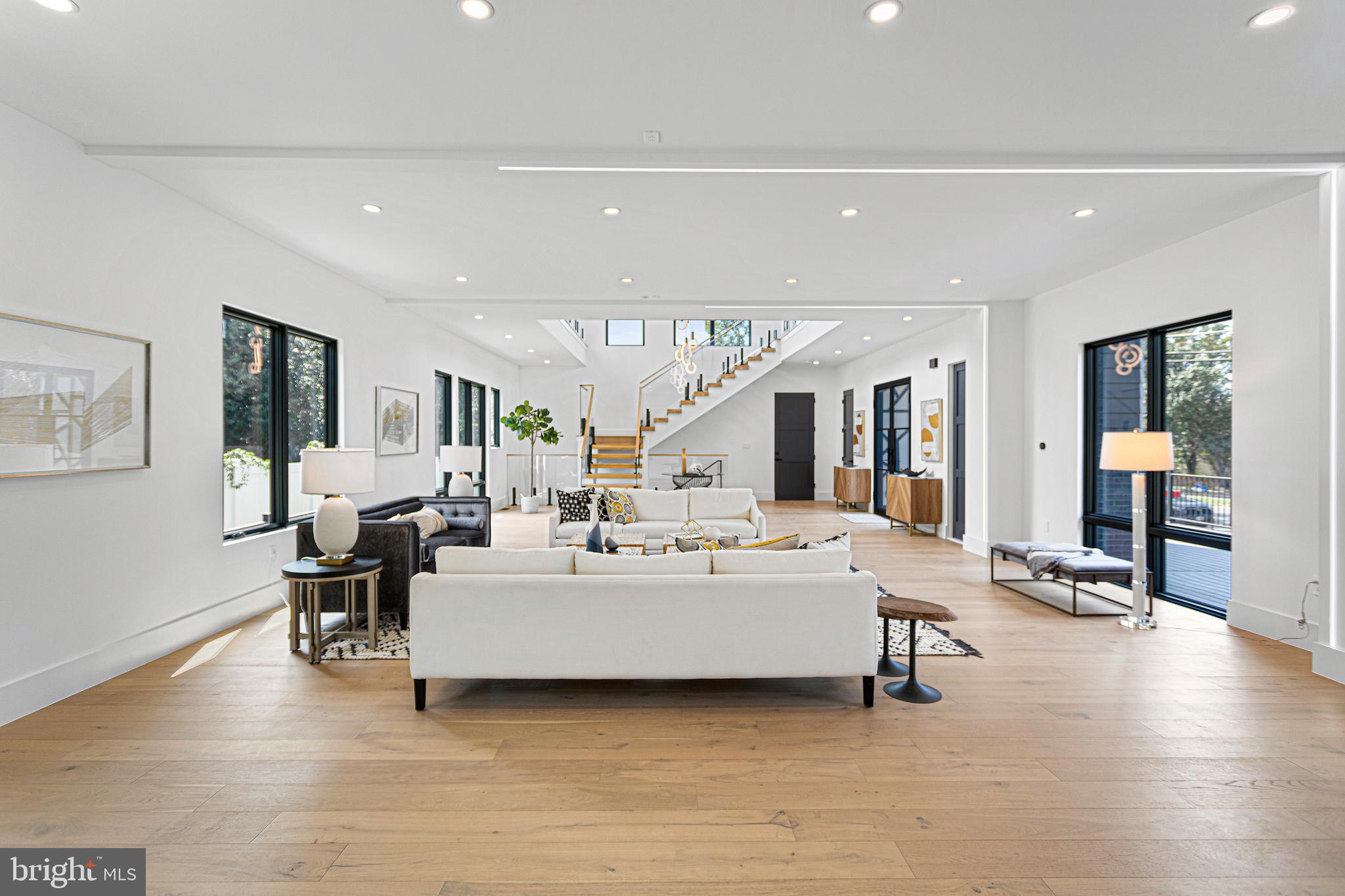 1733 CHAIN BRIDGE ROAD