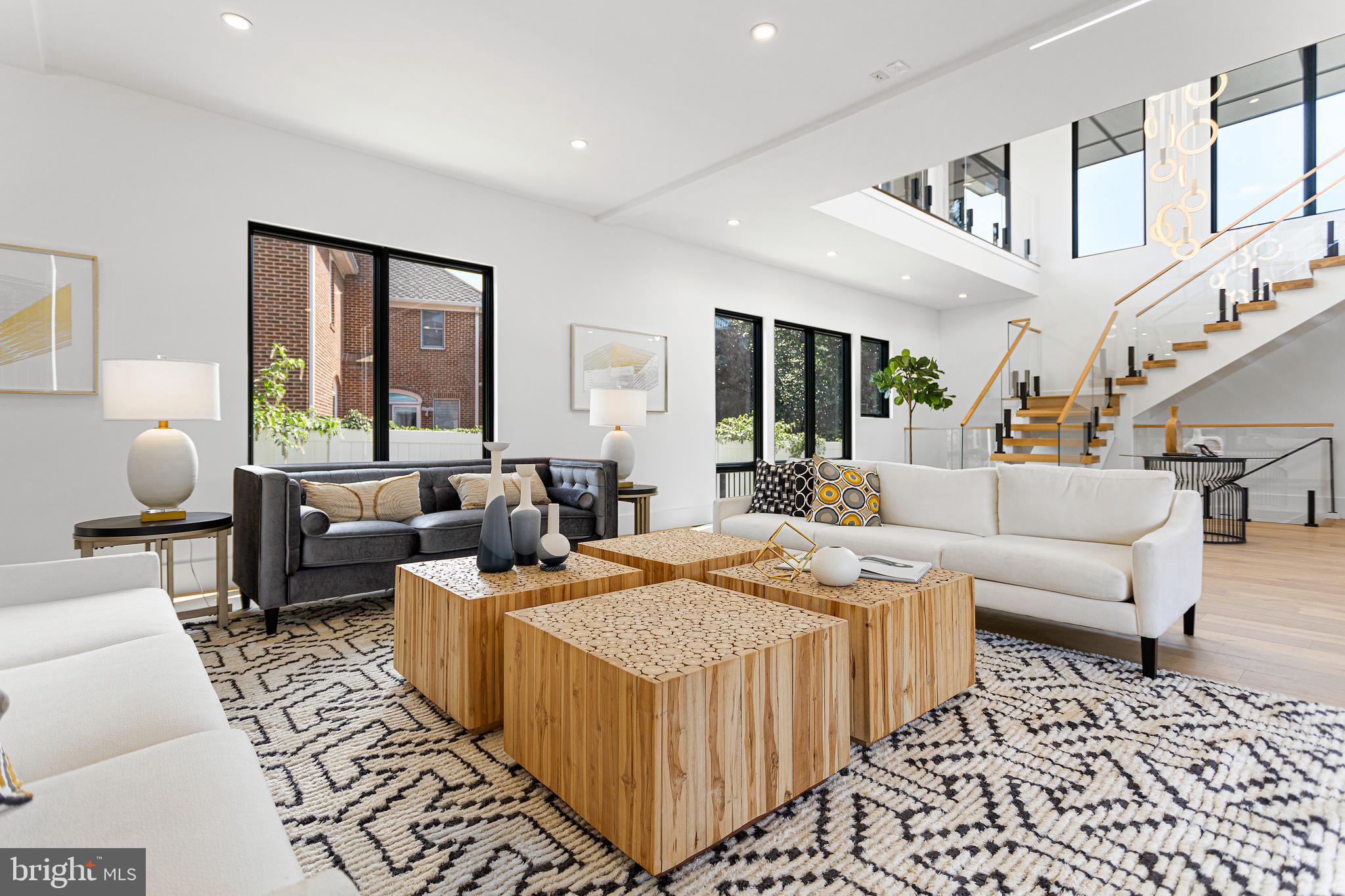 1733 CHAIN BRIDGE ROAD