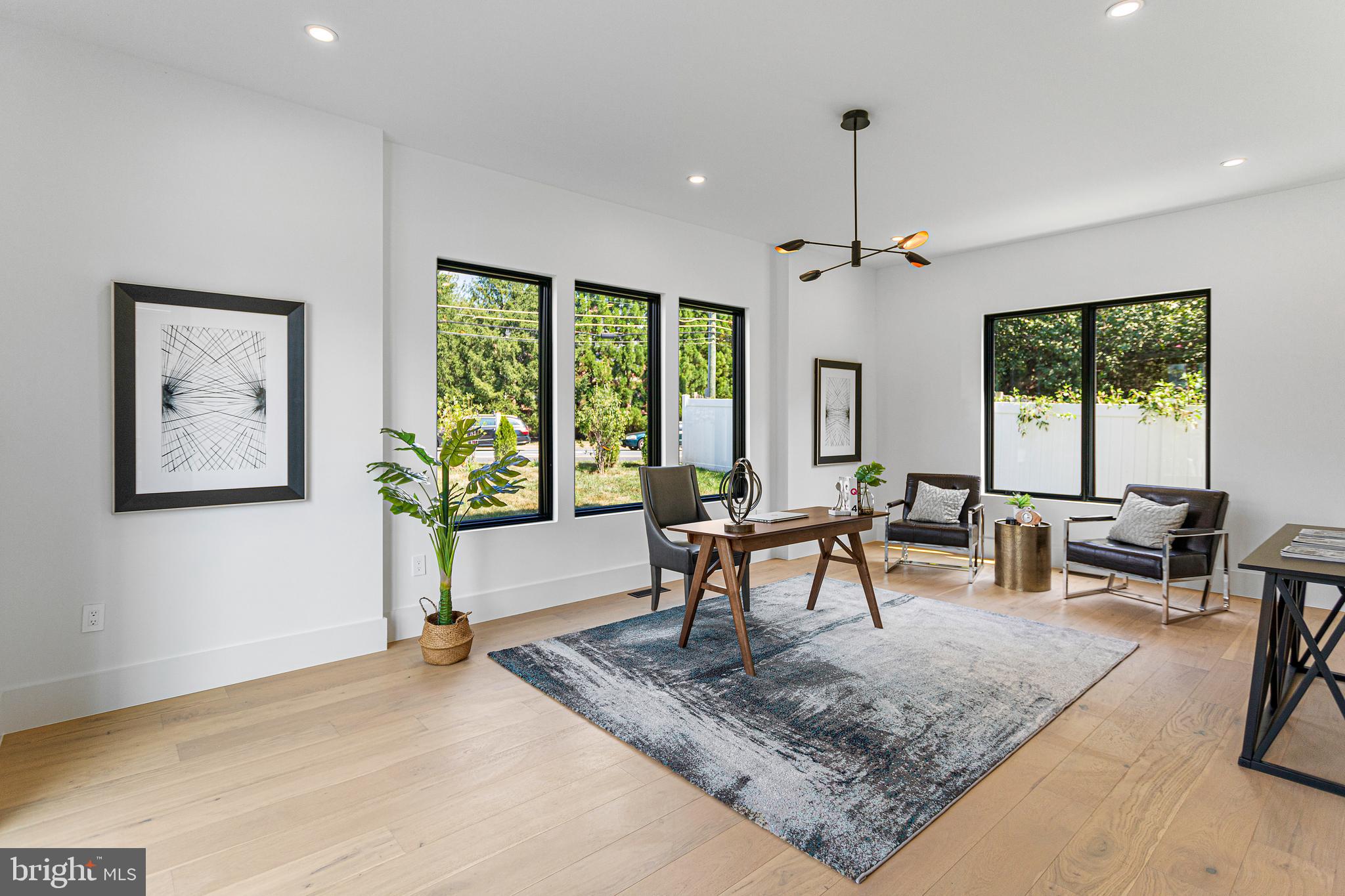 1733 CHAIN BRIDGE ROAD