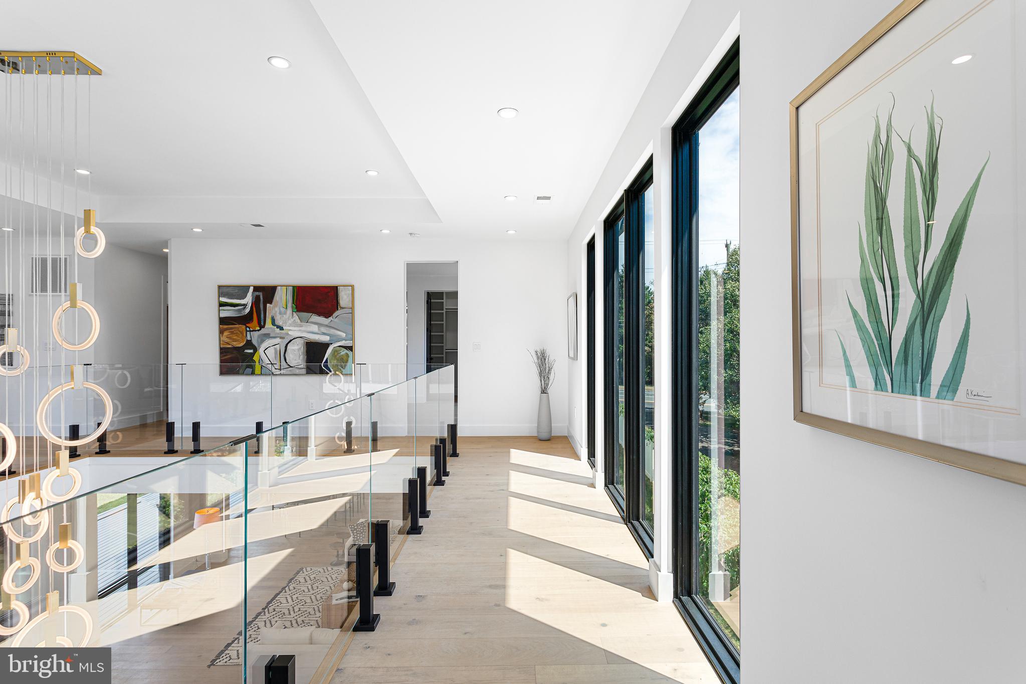 1733 CHAIN BRIDGE ROAD