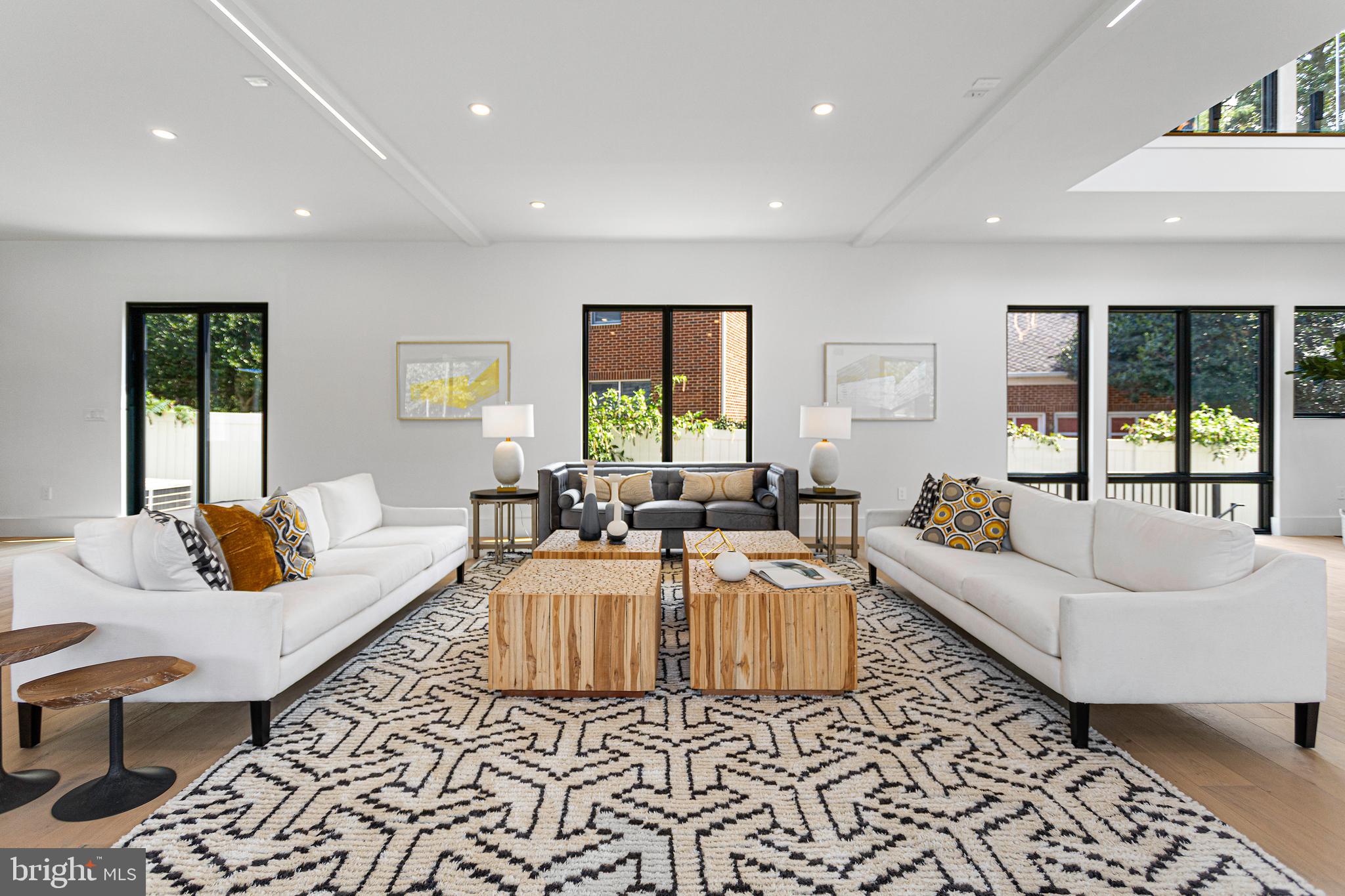 1733 CHAIN BRIDGE ROAD