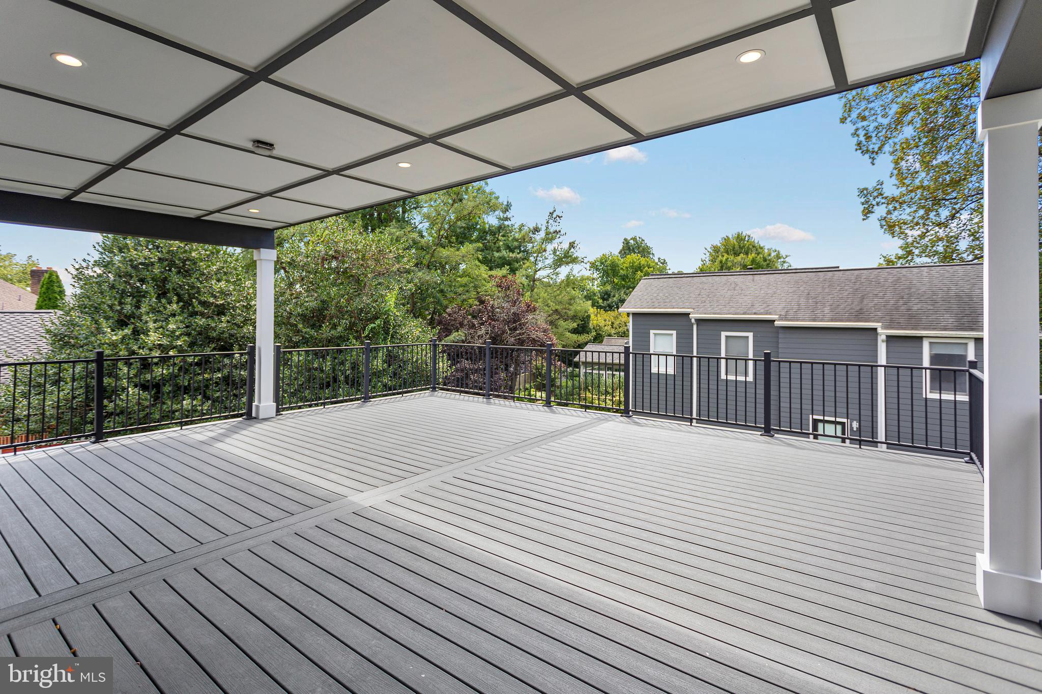 1733 CHAIN BRIDGE ROAD