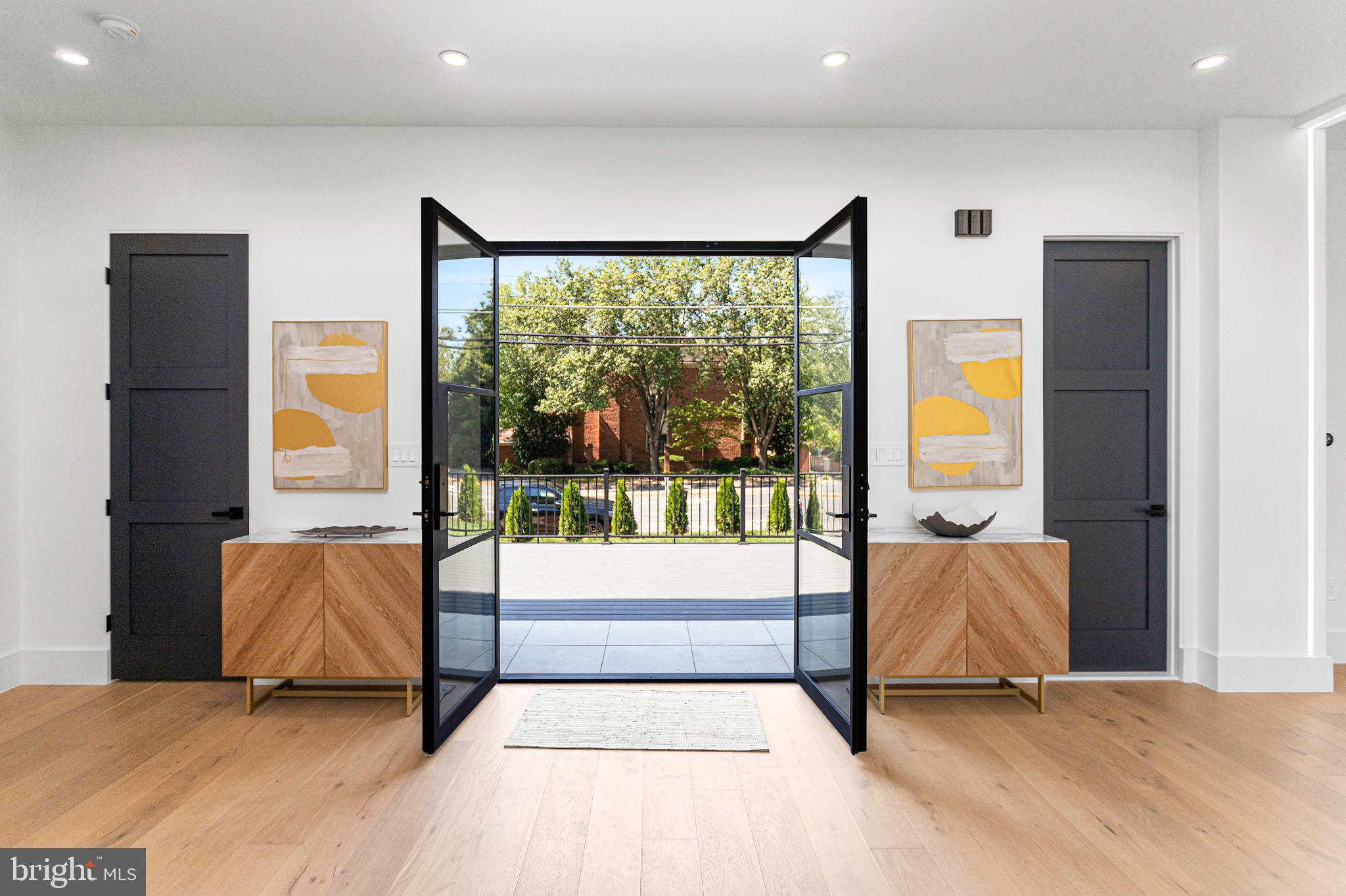 1733 CHAIN BRIDGE ROAD