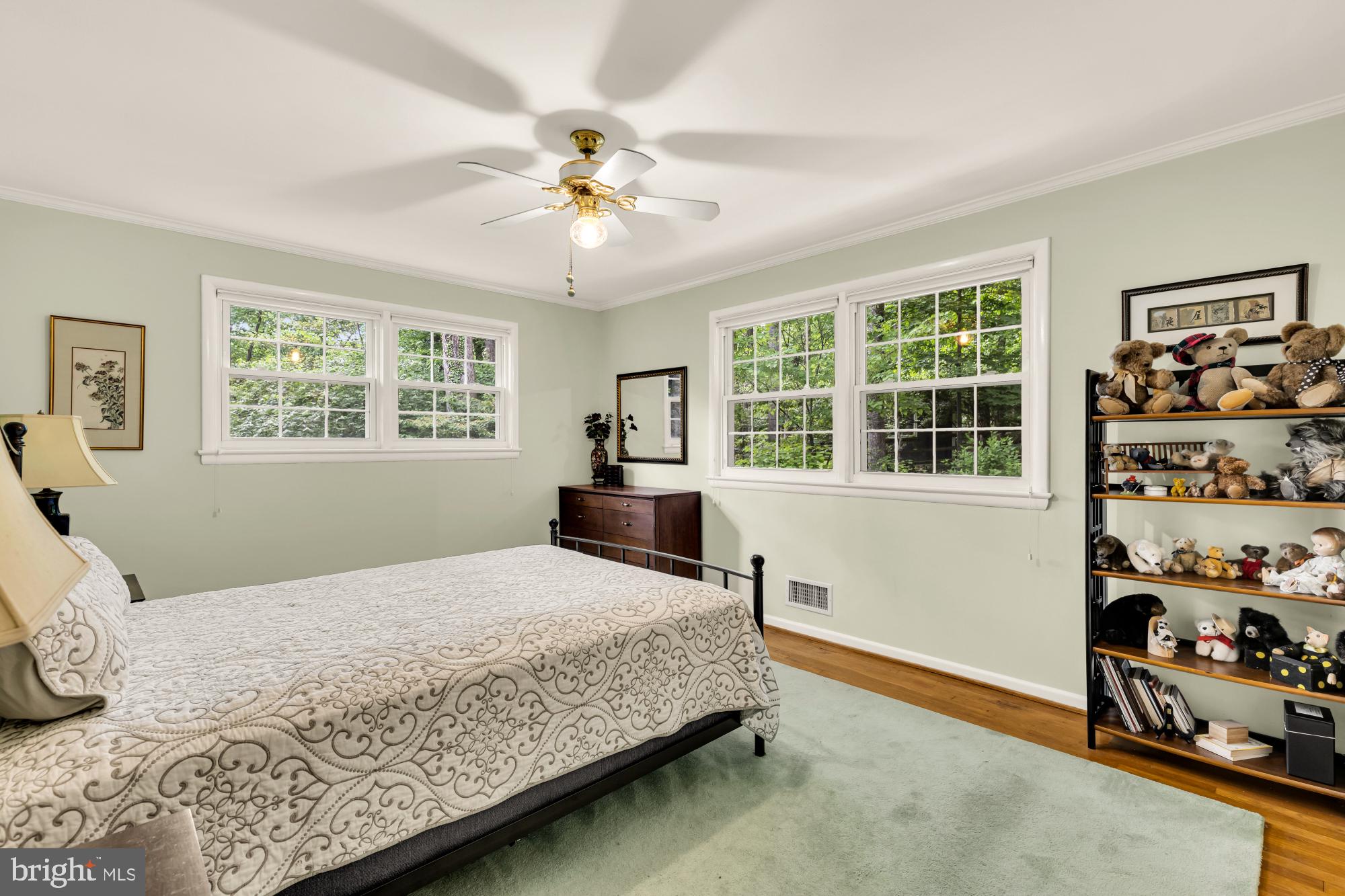 3310 PATRICK HENRY DRIVE