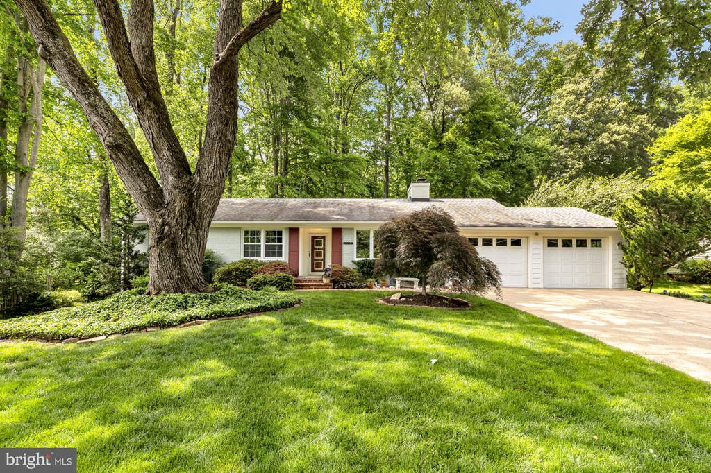3310 PATRICK HENRY DRIVE