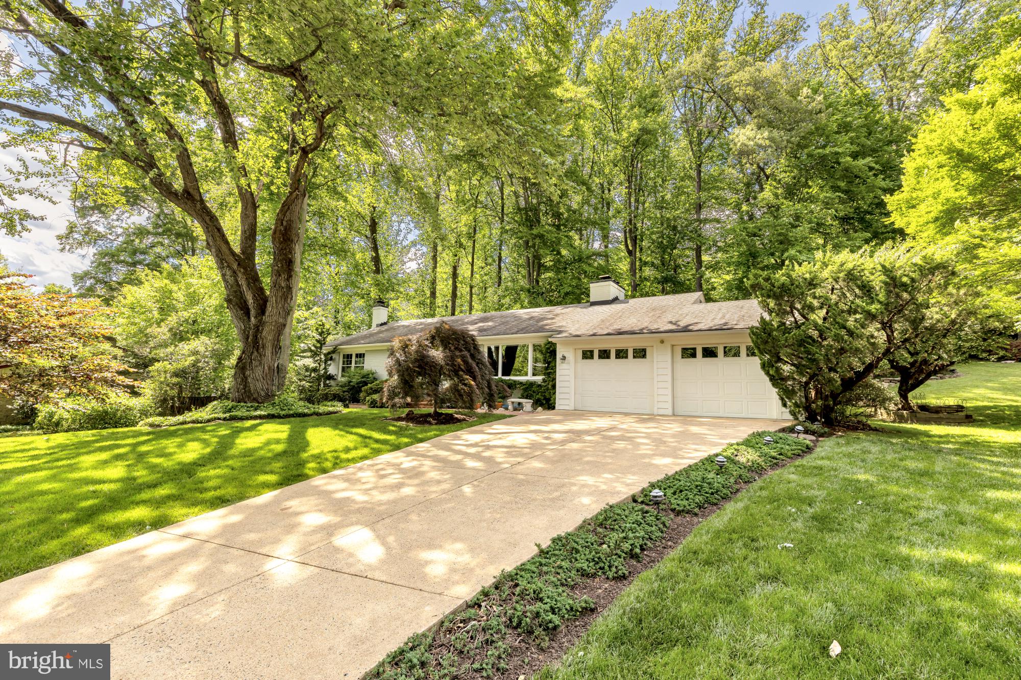 3310 PATRICK HENRY DRIVE