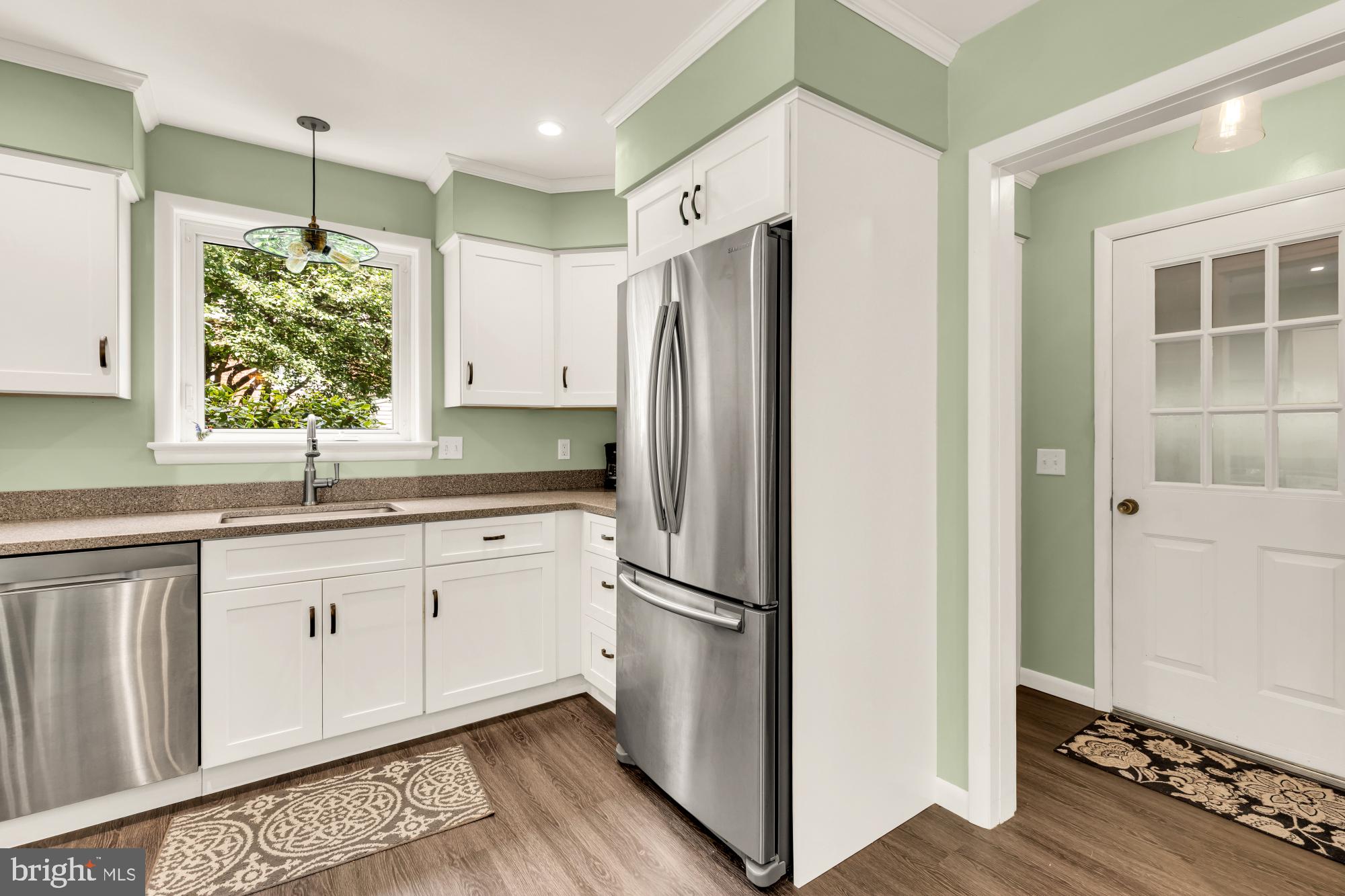 3310 PATRICK HENRY DRIVE