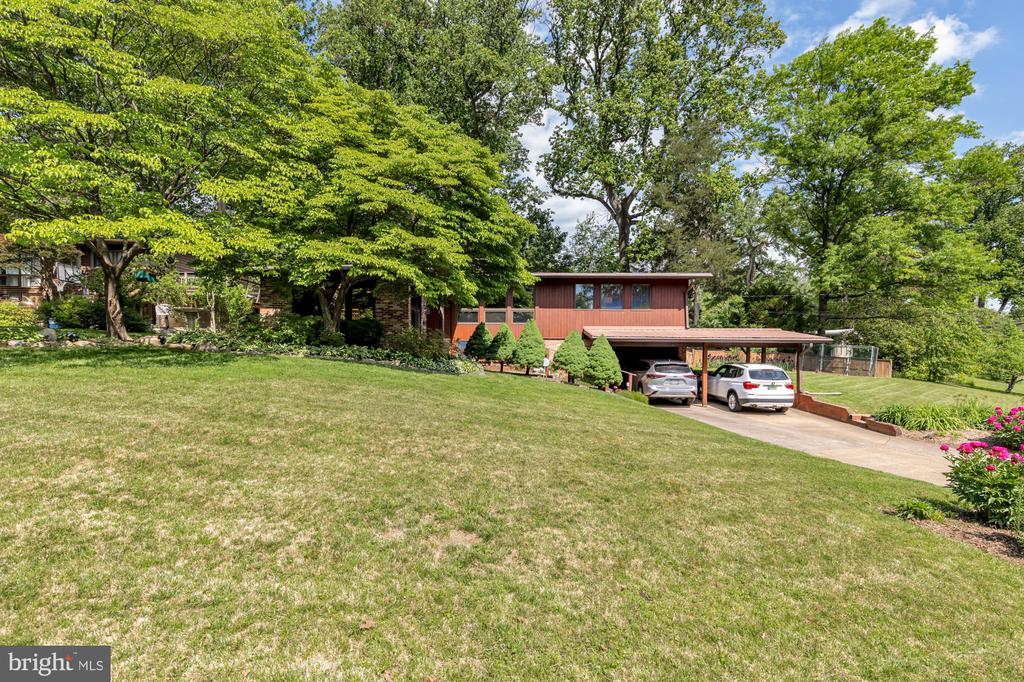 3018 PINE SPRING ROAD