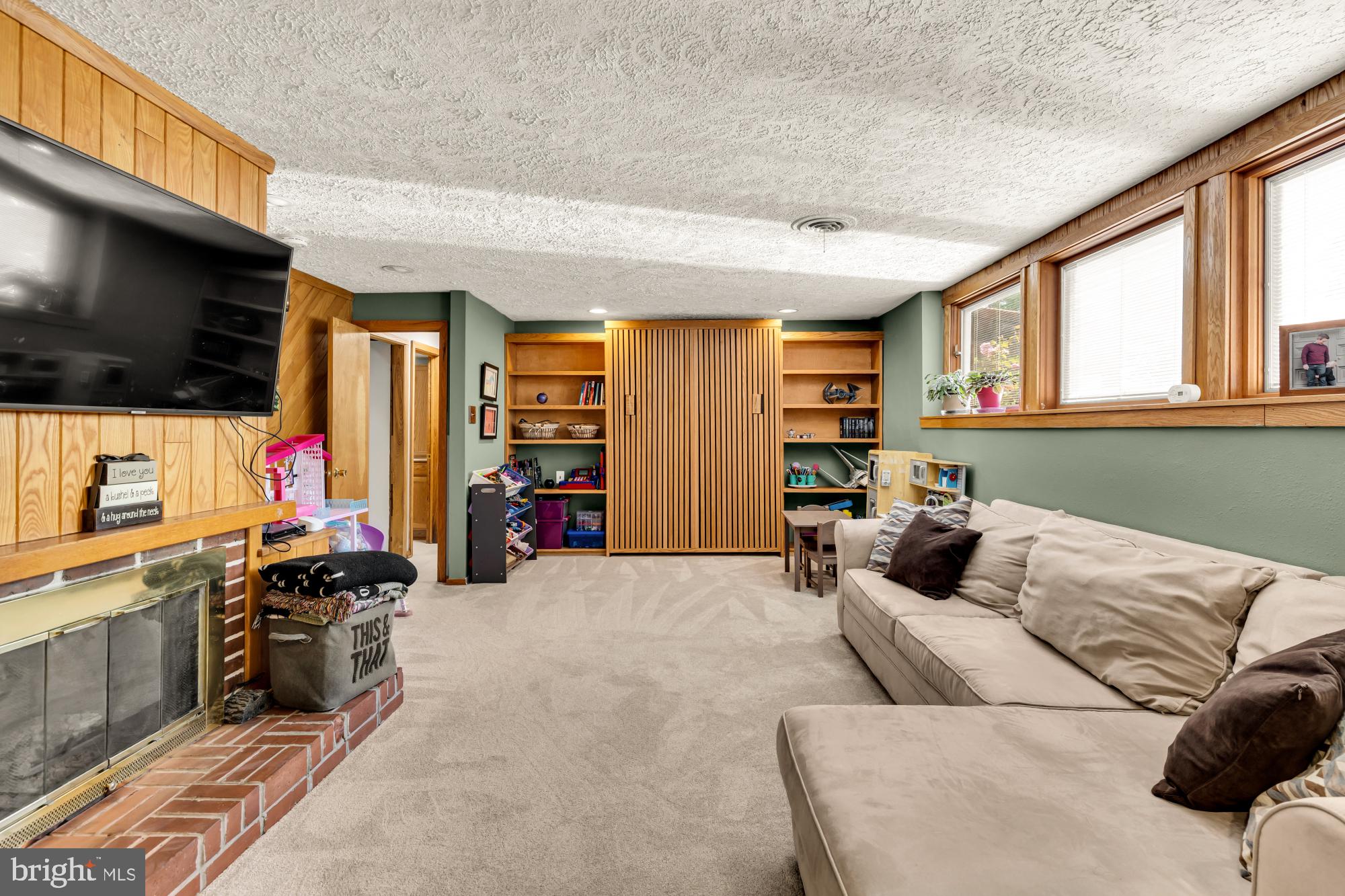 3018 PINE SPRING ROAD